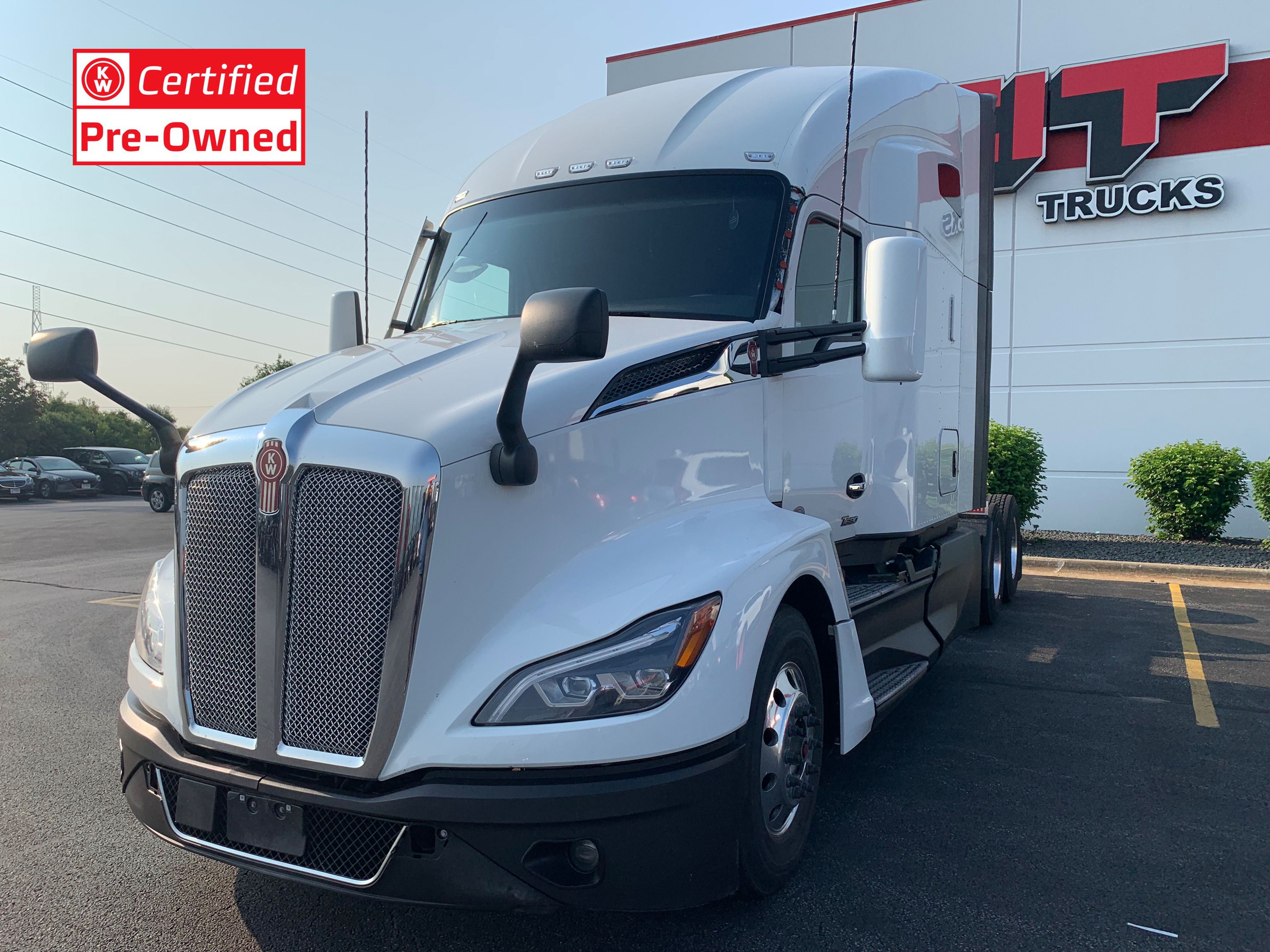 2023 KENWORTH T680 - image 1 of 6