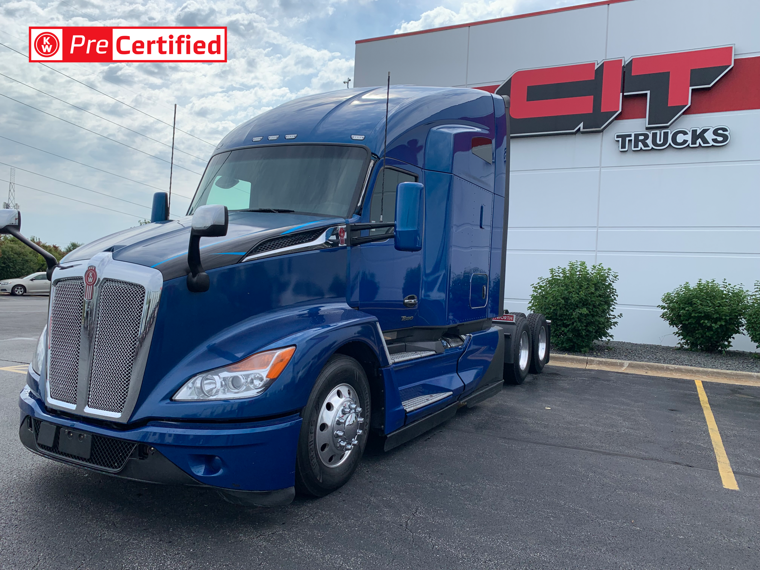 2023 KENWORTH T680 - image 1 of 6
