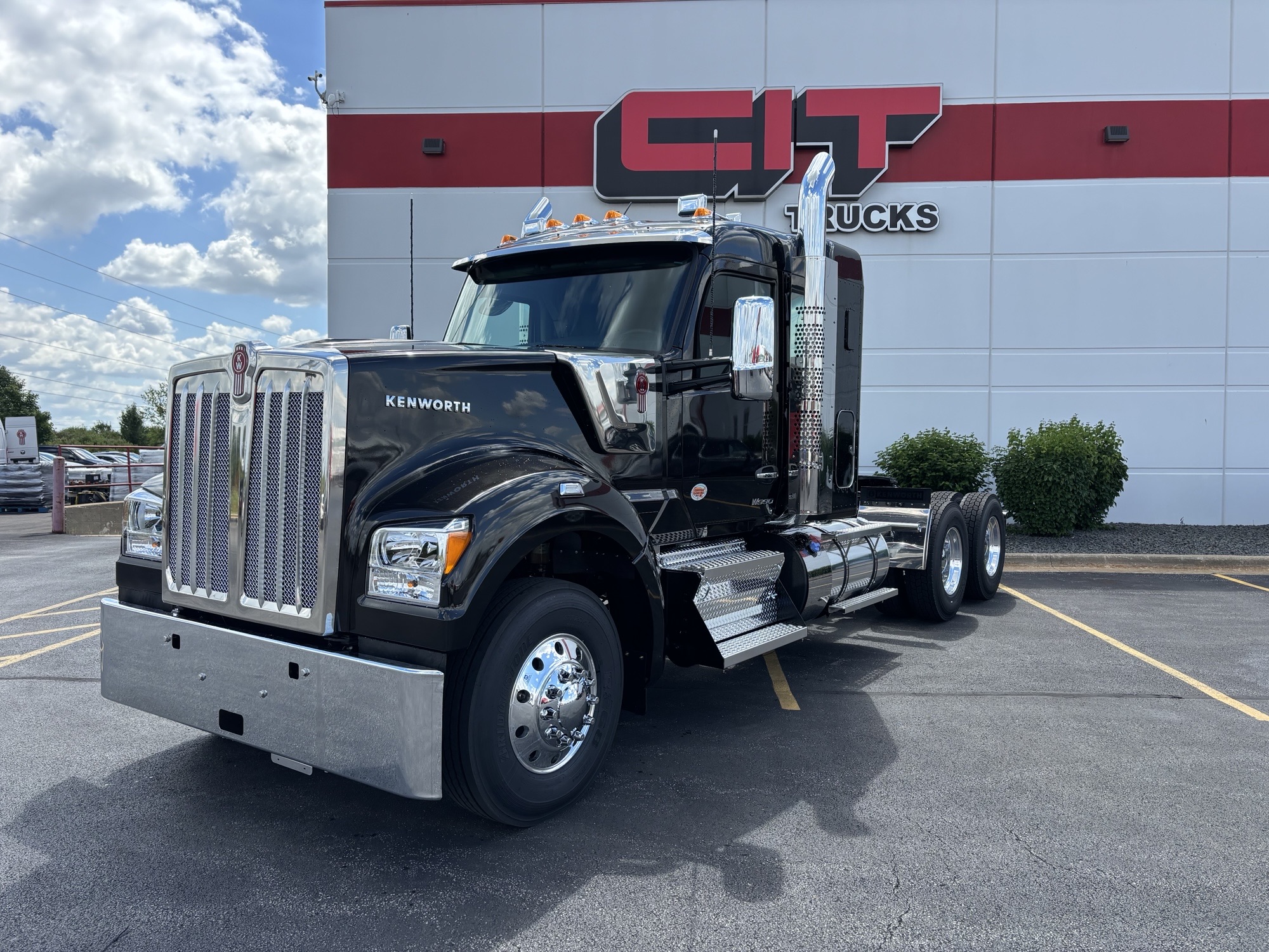 2026 KENWORTH W990 - image 1 of 6