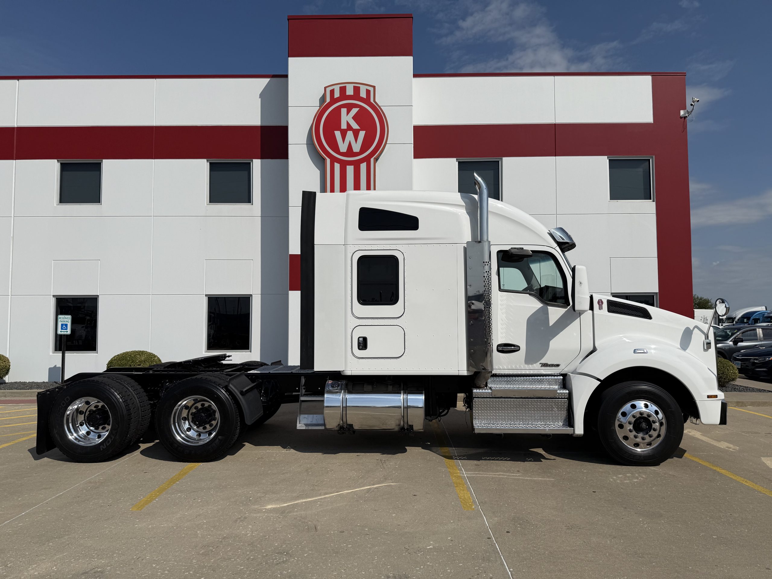 2021 KENWORTH T880 - image 4 of 6