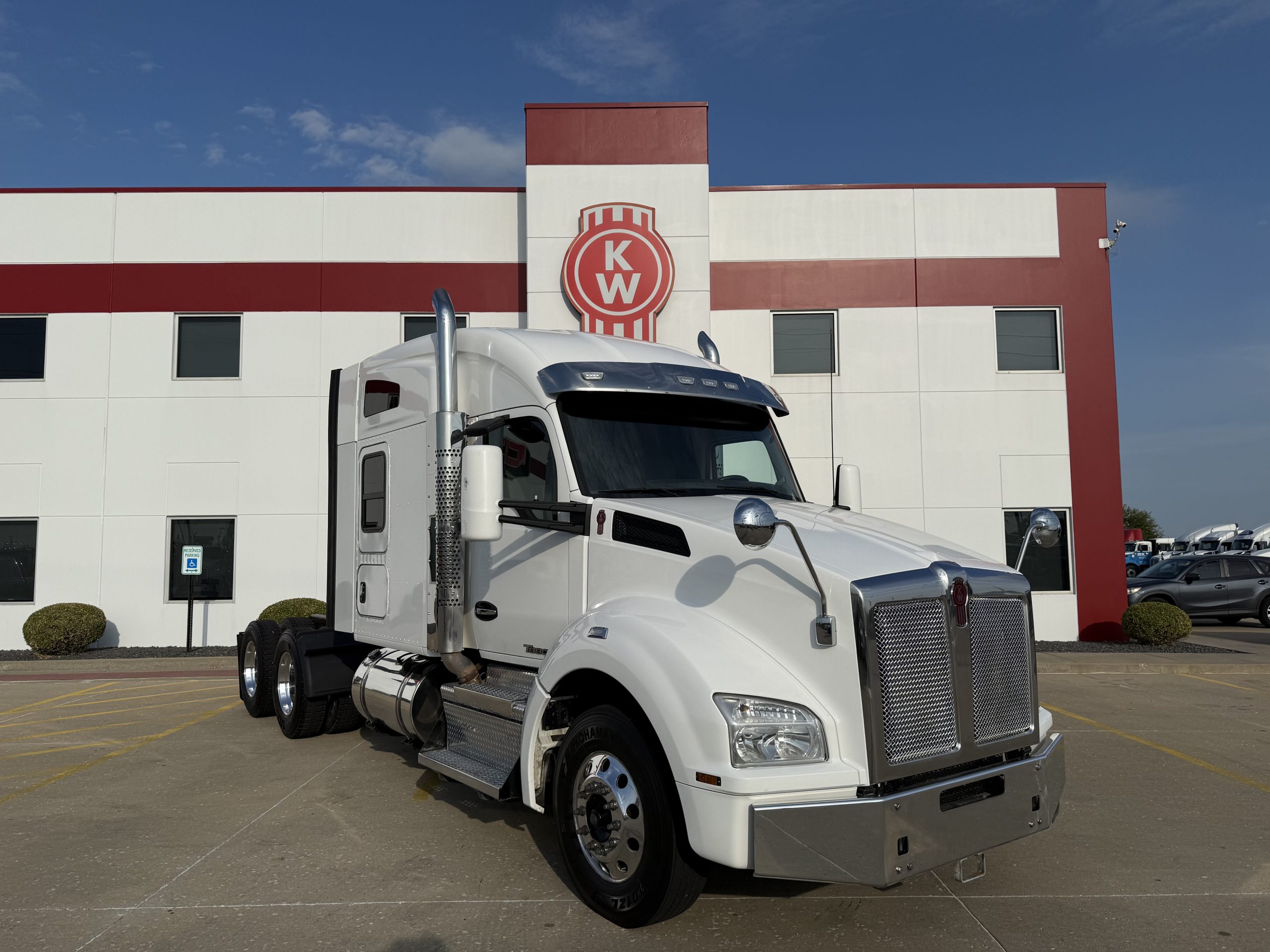 2021 KENWORTH T880 - image 3 of 6