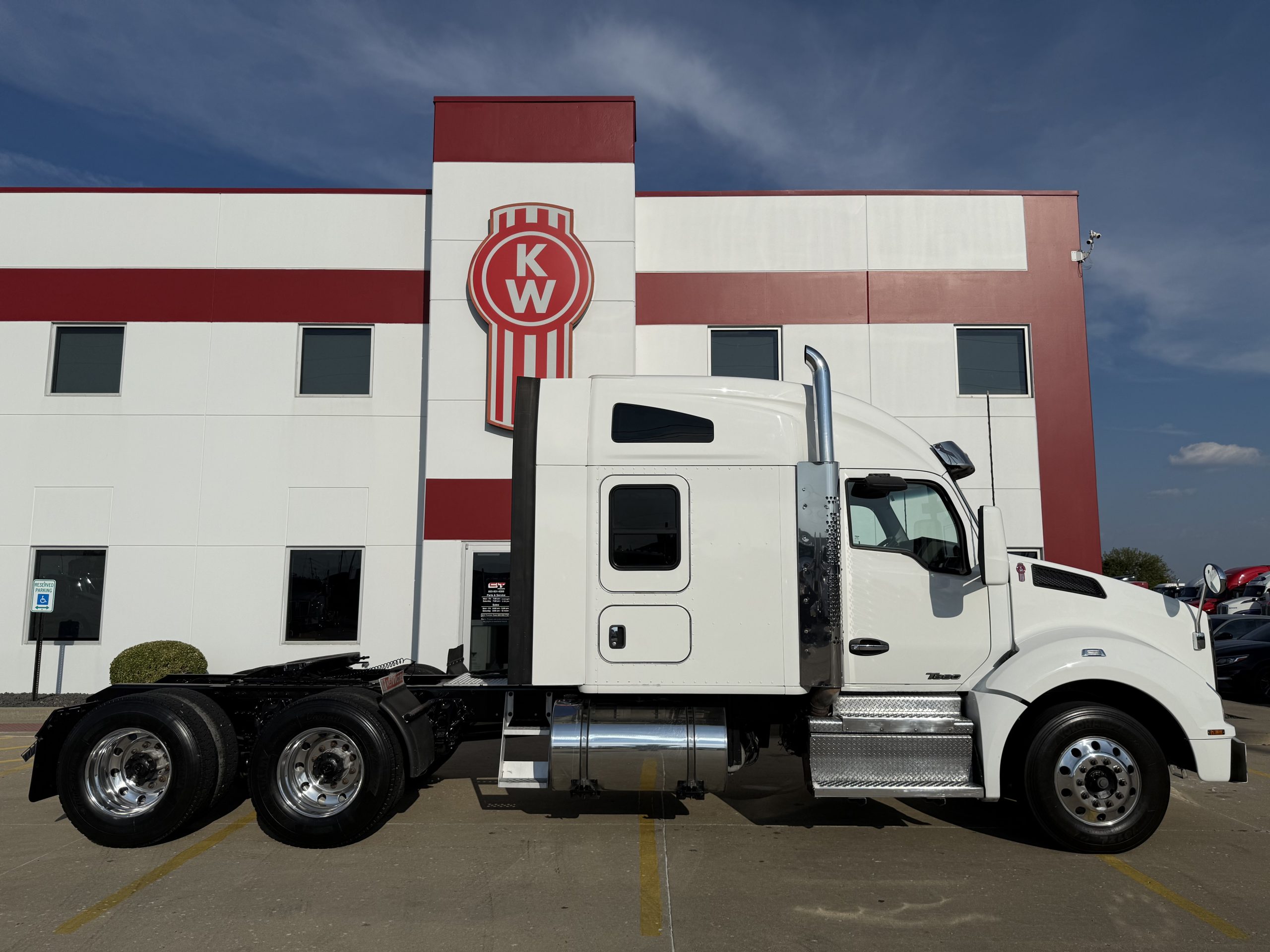 2021 KENWORTH T880 - image 4 of 6