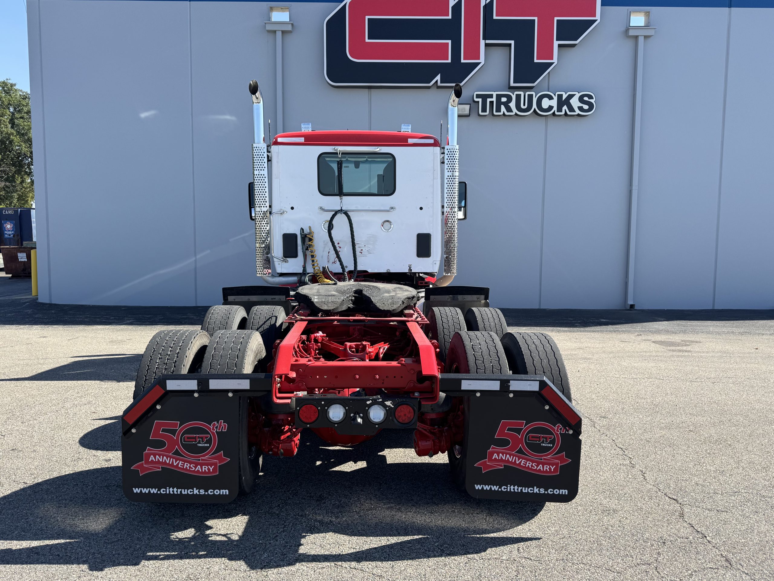 2023 KENWORTH W990 - image 4 of 6