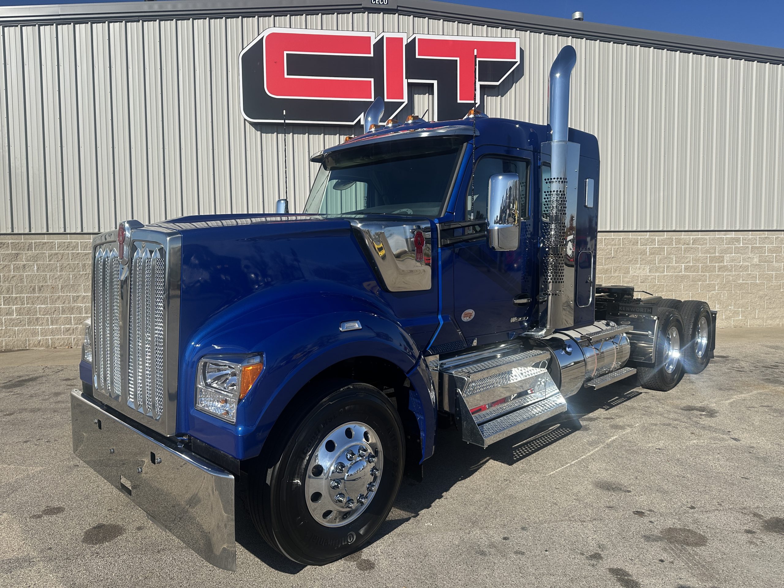2026 KENWORTH W990 - image 1 of 6