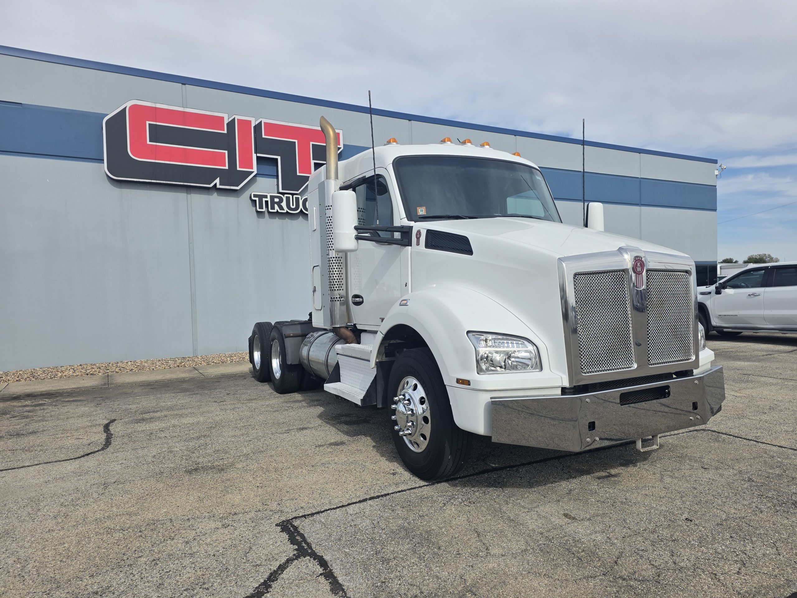 2020 KENWORTH T880 2020 KENWORTH T880 - image 3 of 6