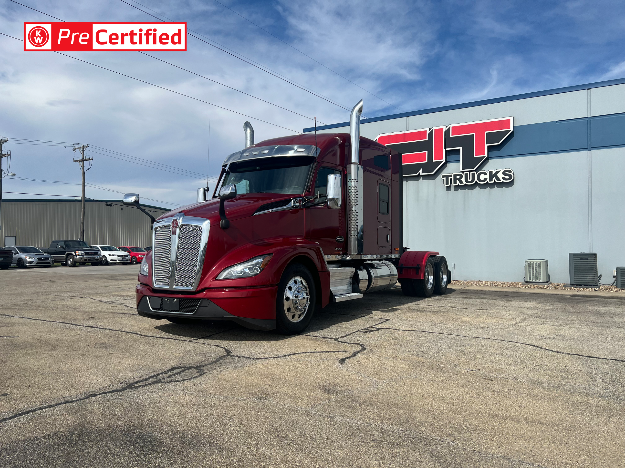 2022 KENWORTH T680 - image 1 of 6
