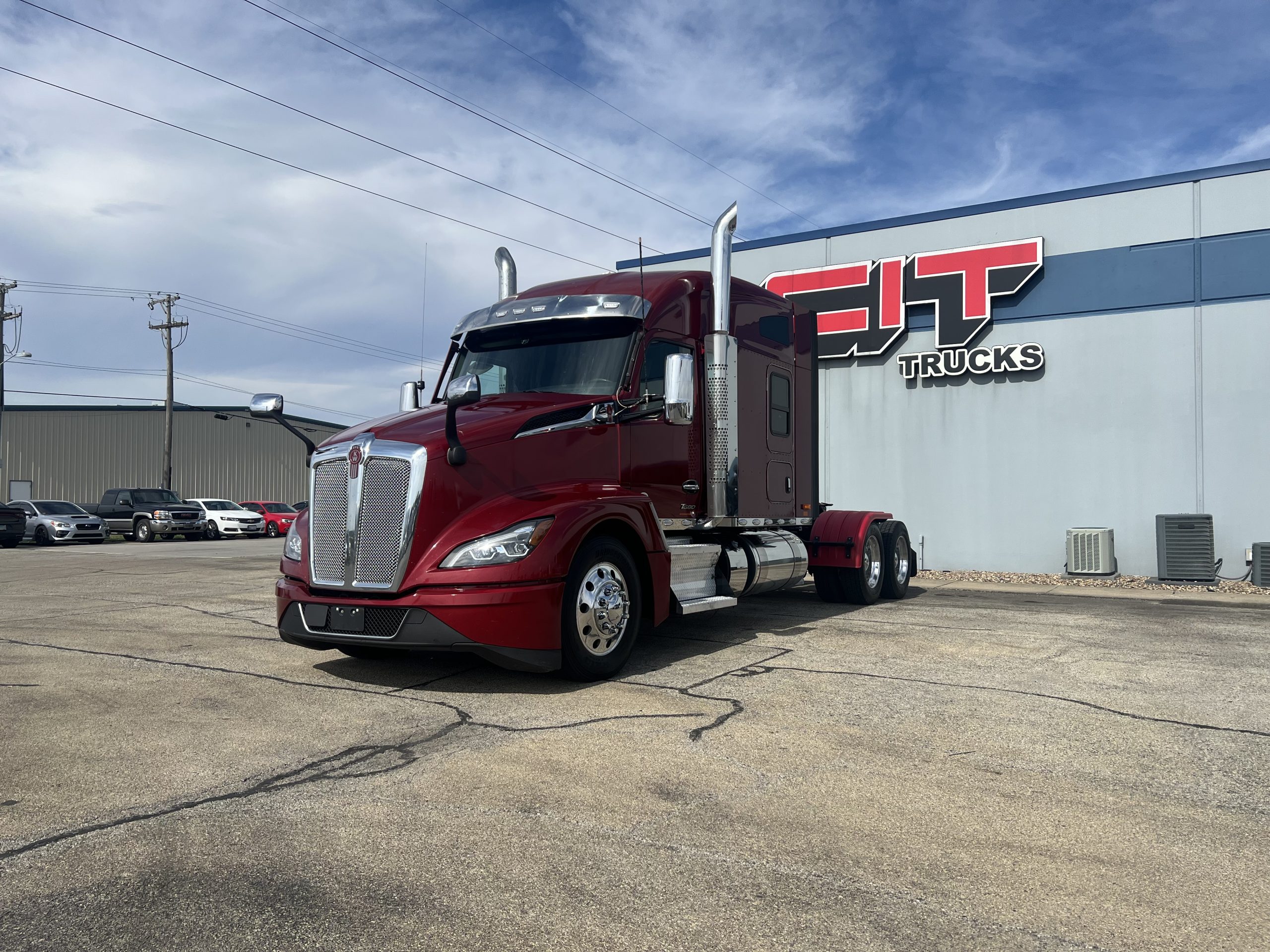 2022 KENWORTH T680 - image 3 of 6
