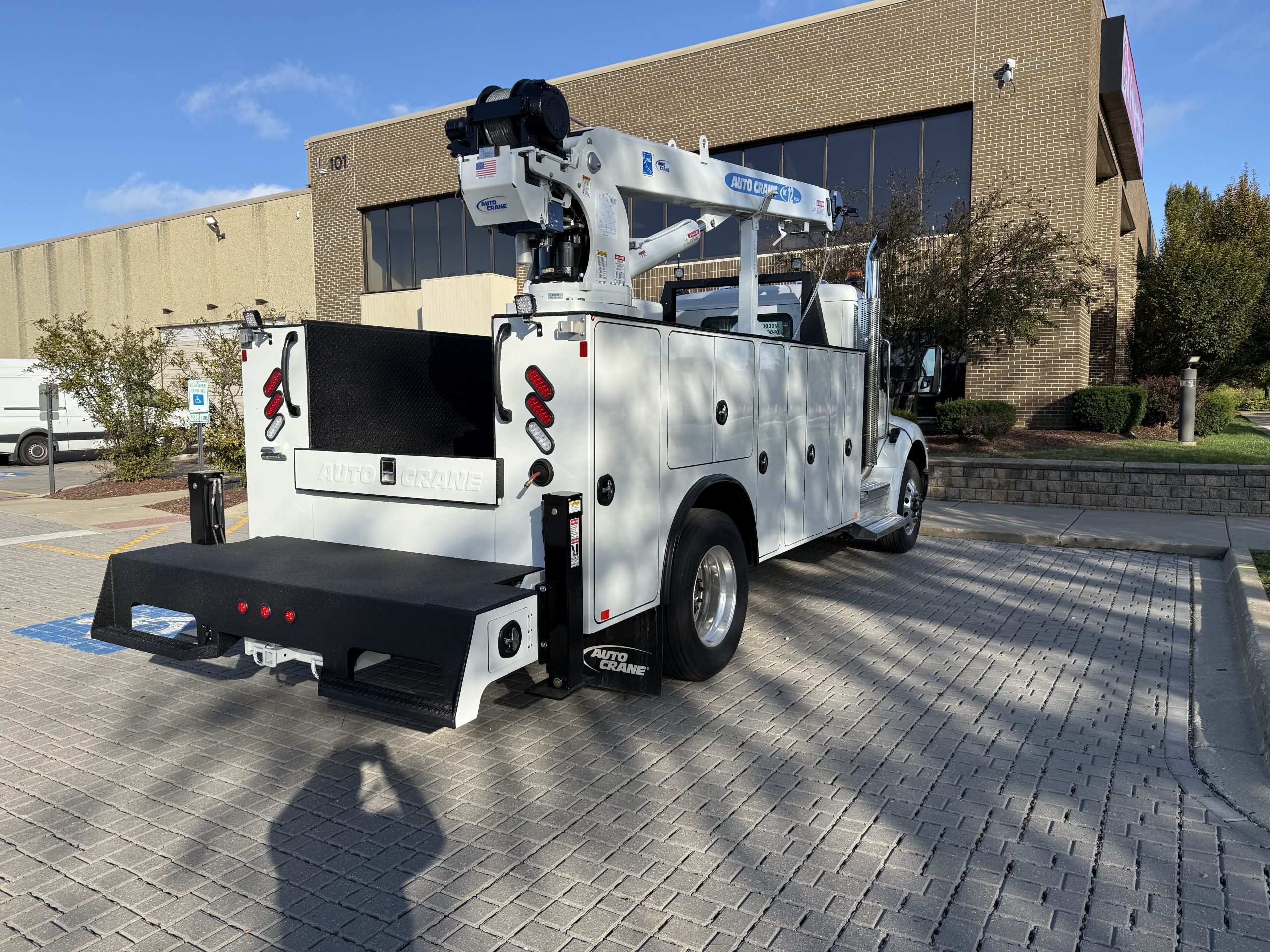 2026 KENWORTH T380 - image 5 of 6