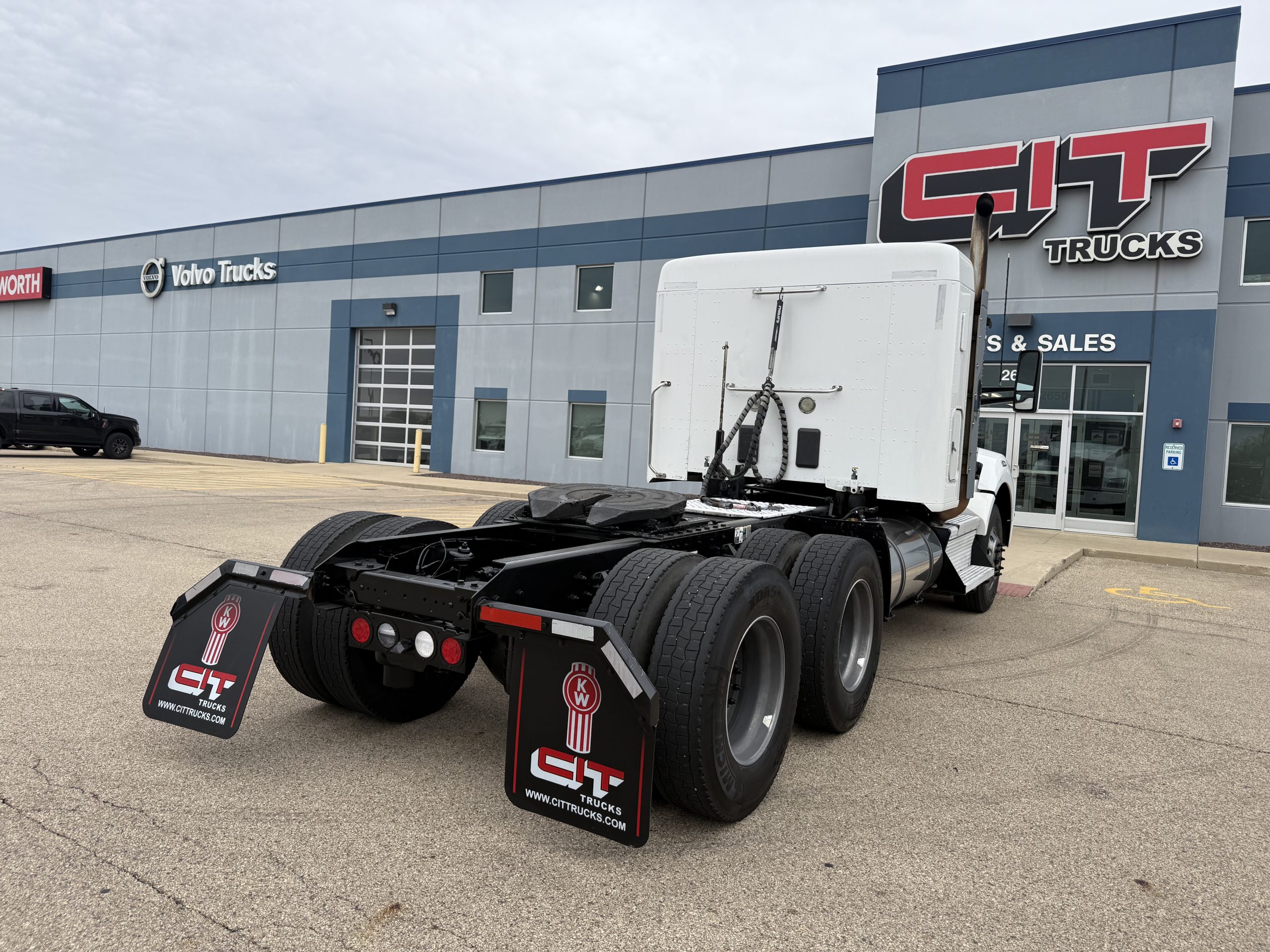 2020 KENWORTH T880 - image 5 of 6