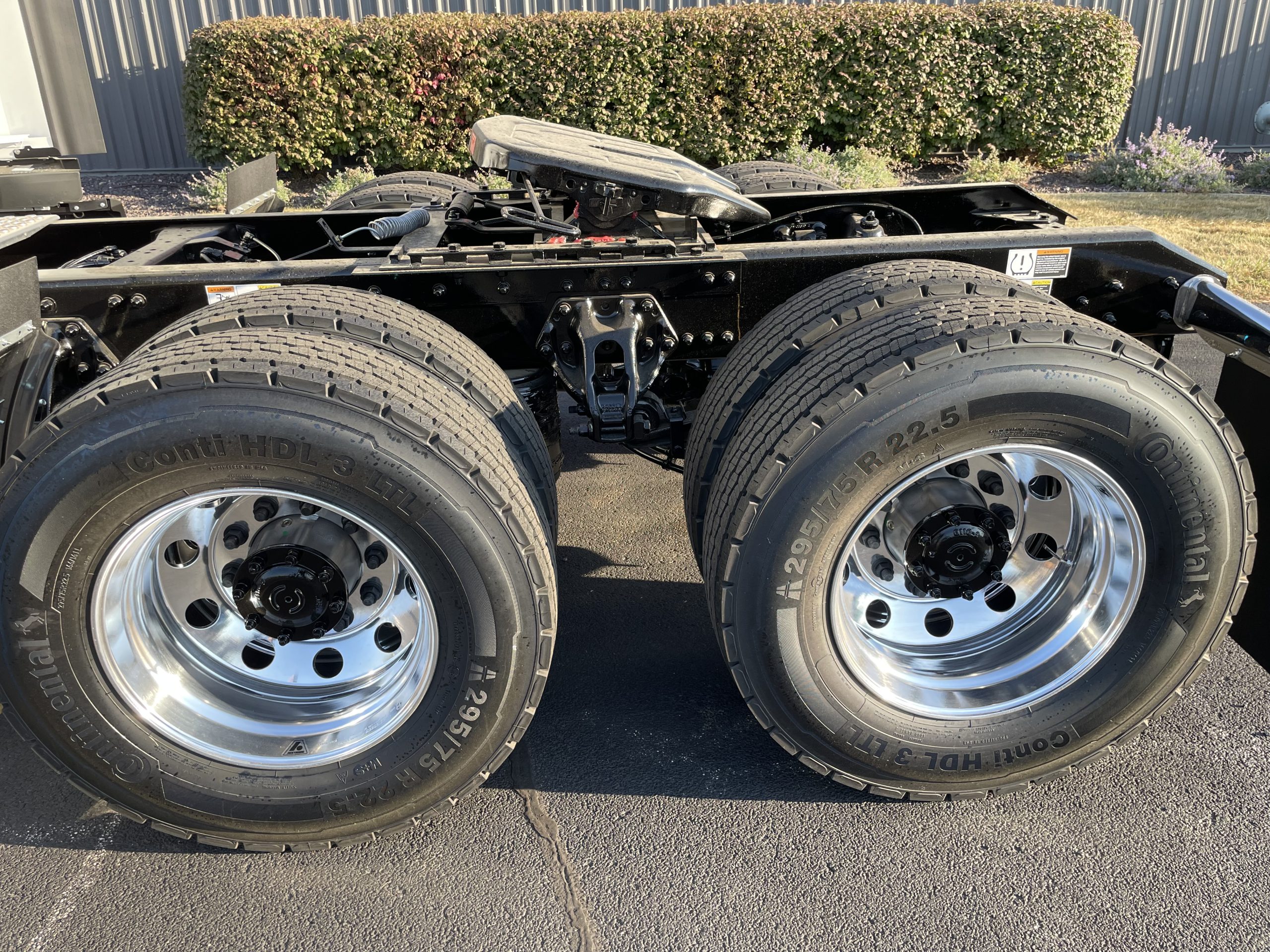 2026 KENWORTH T680 - image 6 of 6