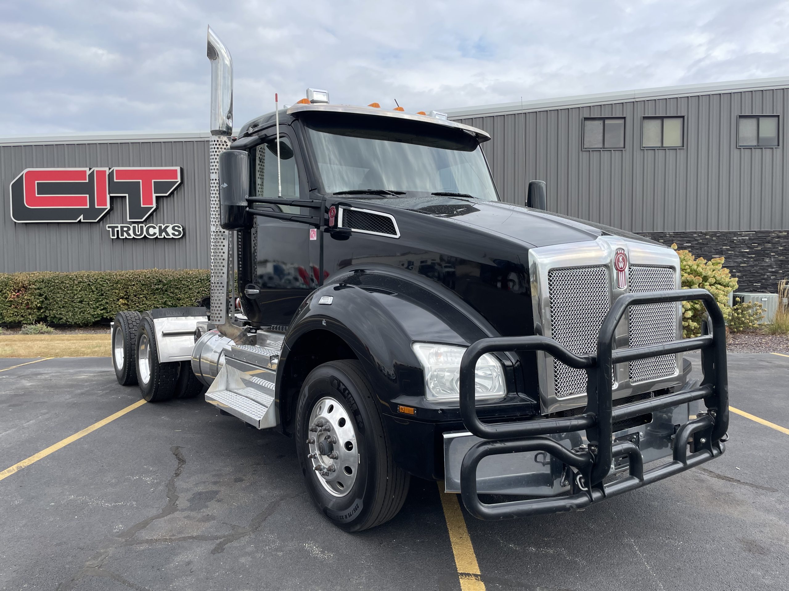2020 KENWORTH T880 - image 4 of 6