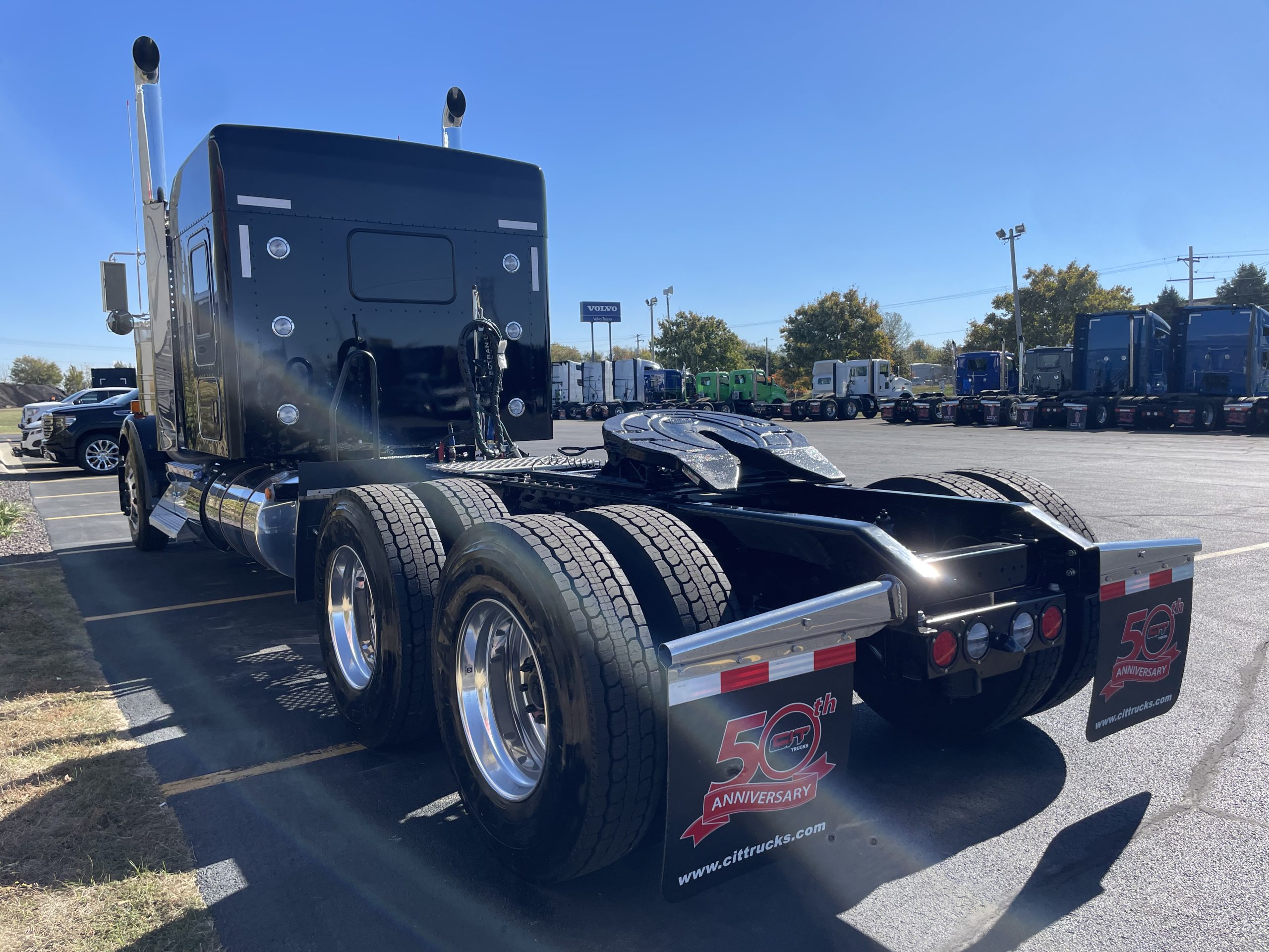 2026 KENWORTH W900L 2026 KENWORTH W900L - image 6 of 6