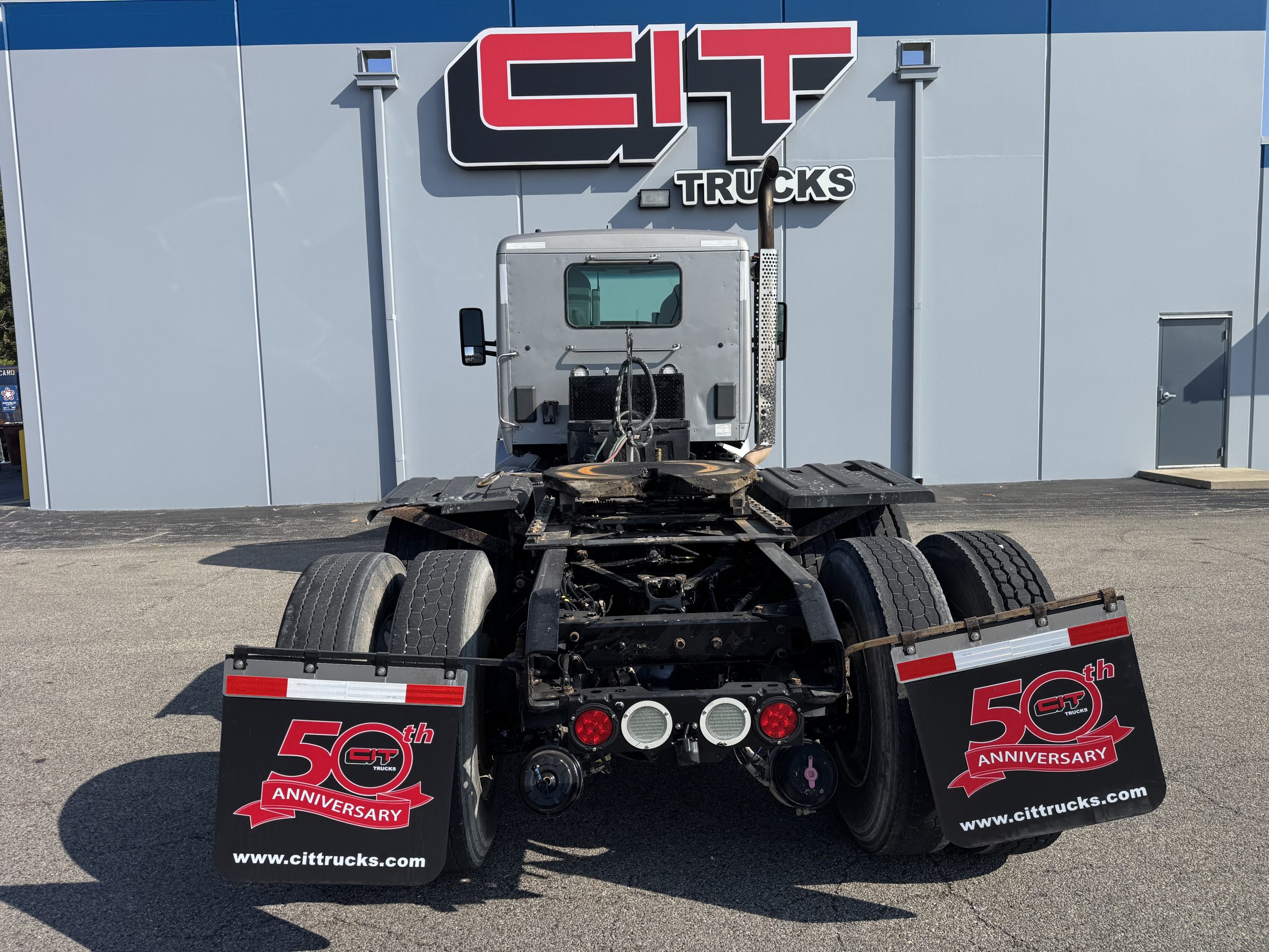 2018 KENWORTH T880 - image 5 of 6