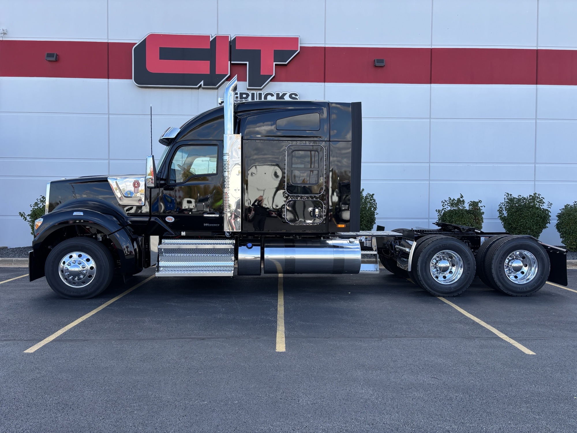 2026 KENWORTH W990 2026 KENWORTH W990 - image 2 of 6