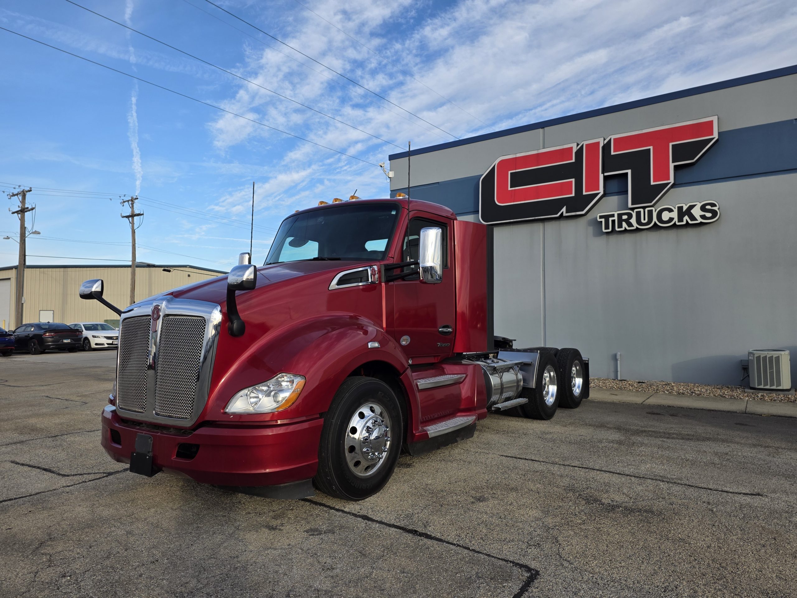 2022 KENWORTH T680 2022 KENWORTH T680 - image 1 of 6
