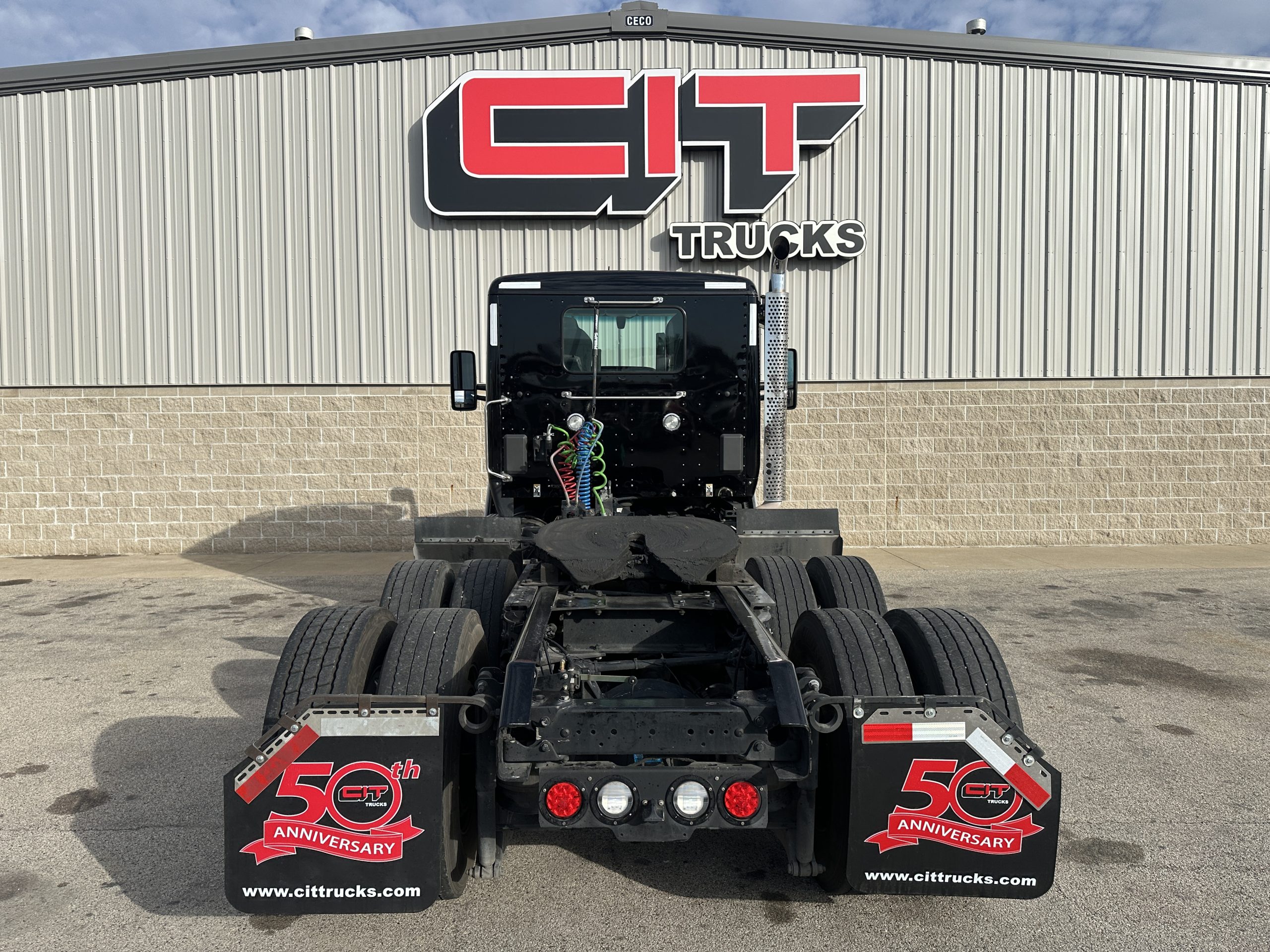 2024 KENWORTH T680 2024 KENWORTH T680 - image 5 of 6