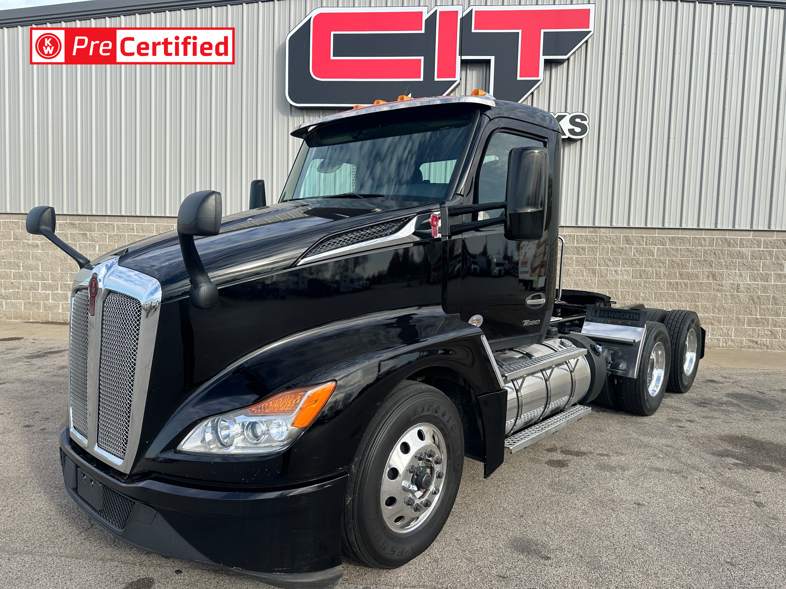2024 KENWORTH T680 2024 KENWORTH T680 - image 1 of 6
