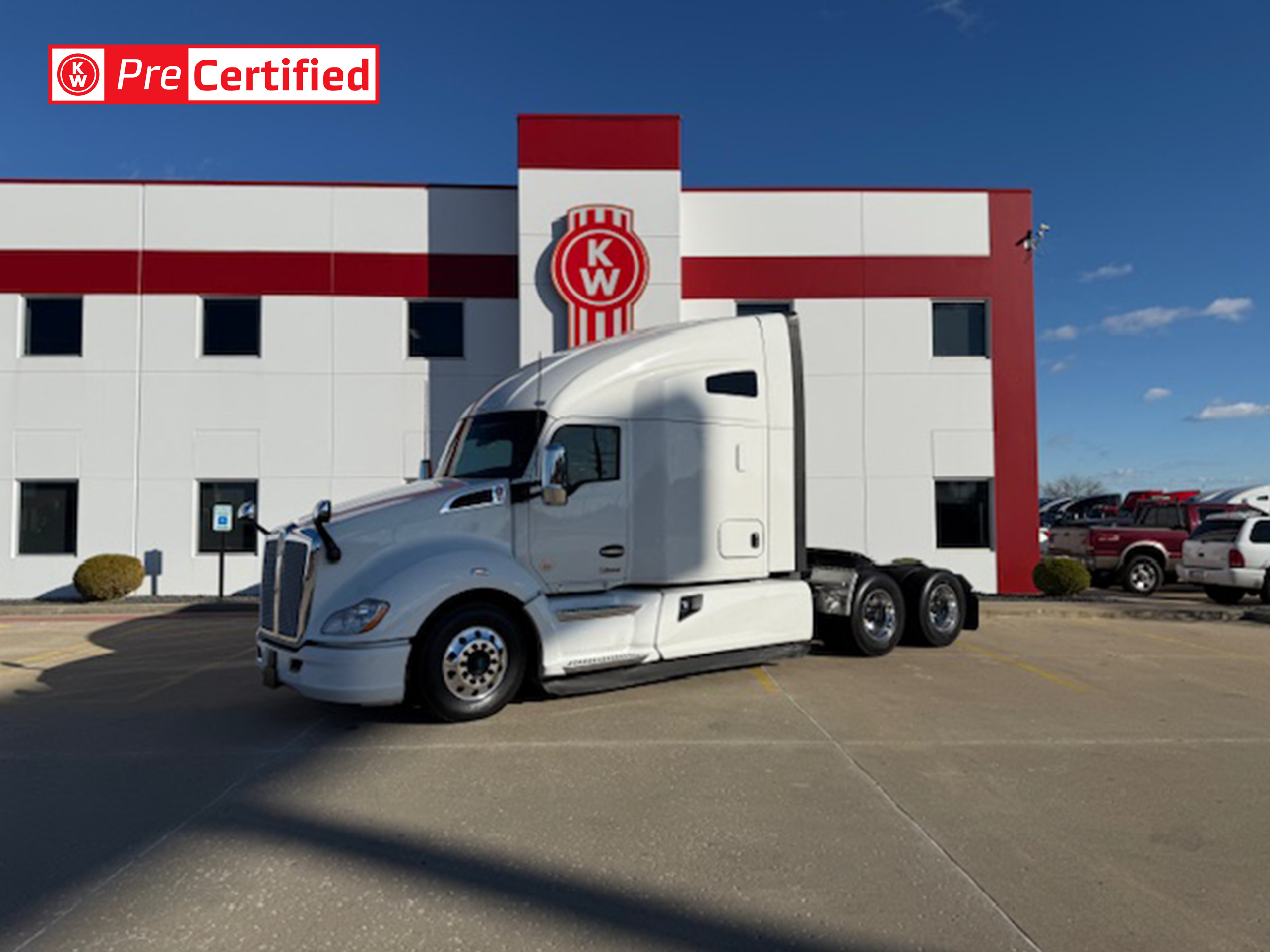 2022 KENWORTH T680 2022 KENWORTH T680 - image 1 of 6