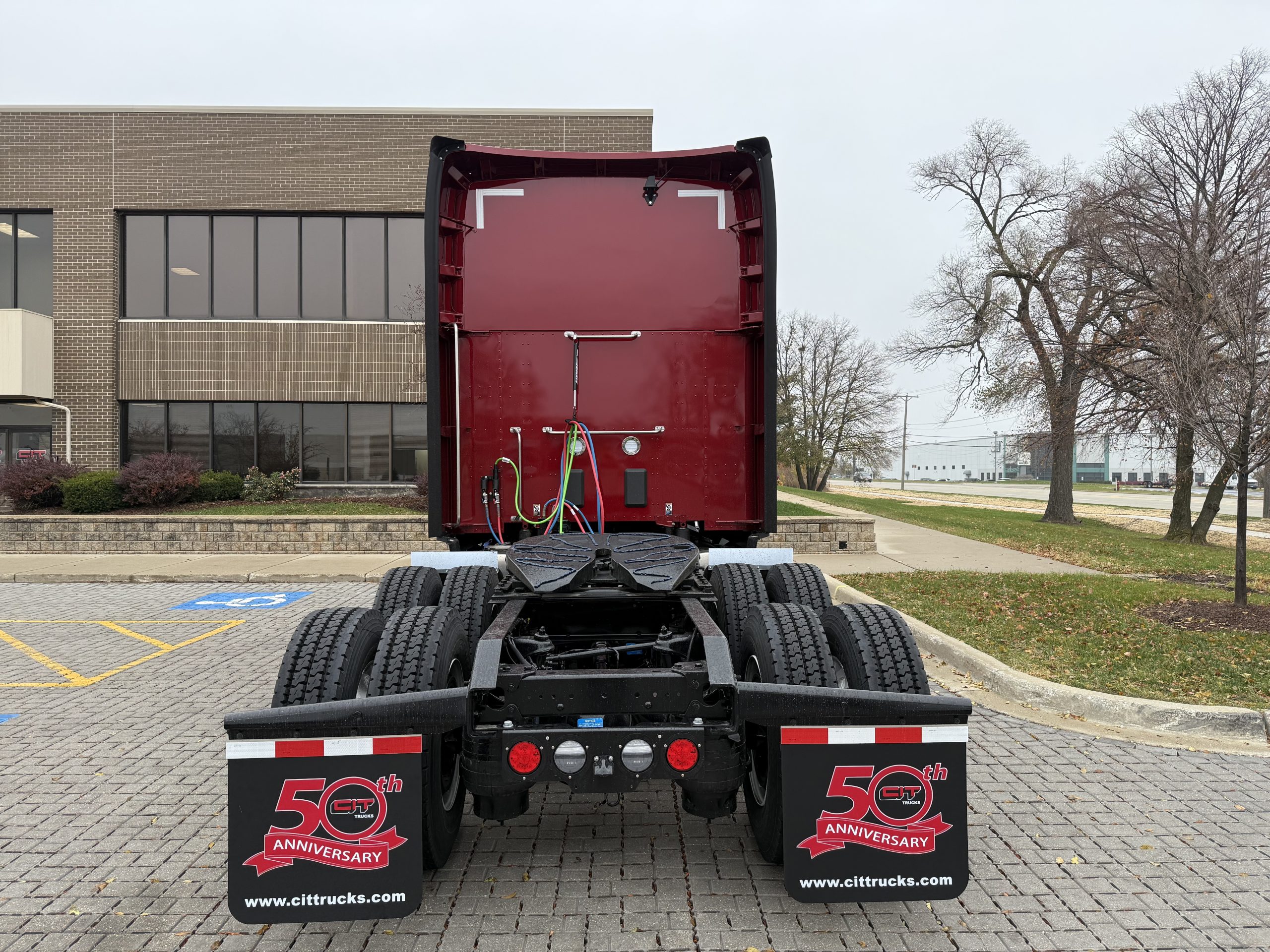 2026 KENWORTH T680 - image 6 of 6