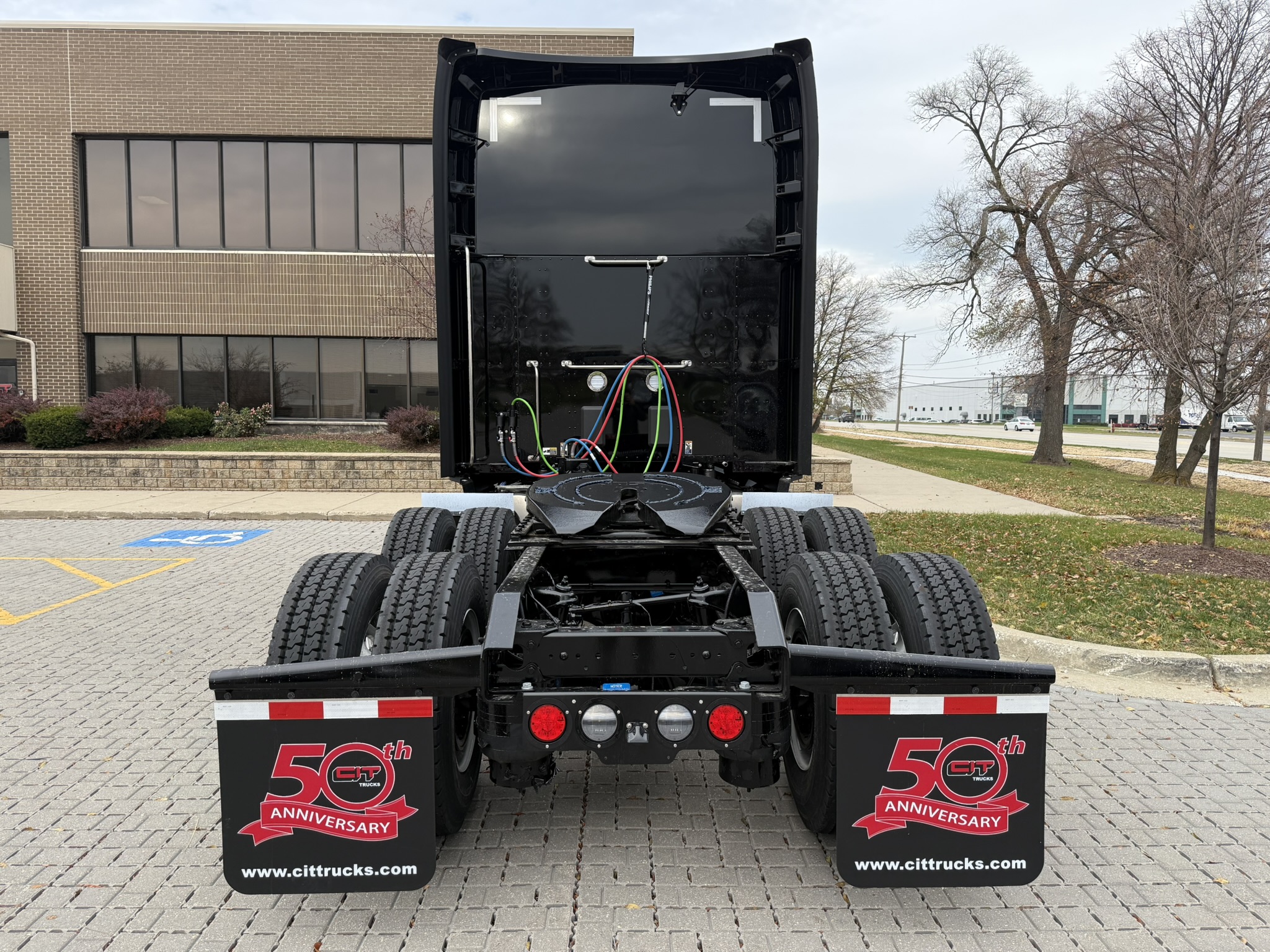 2026 KENWORTH T680 - image 6 of 6