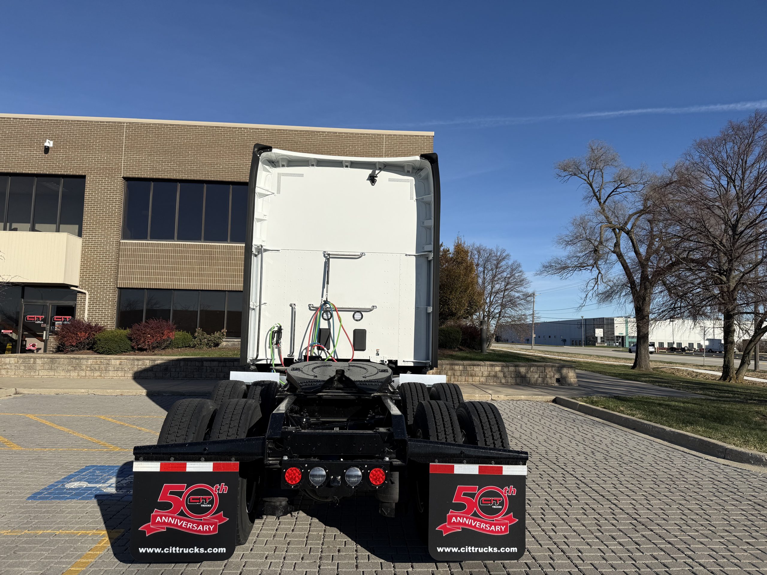 2026 KENWORTH T680 2026 KENWORTH T680 - image 6 of 6