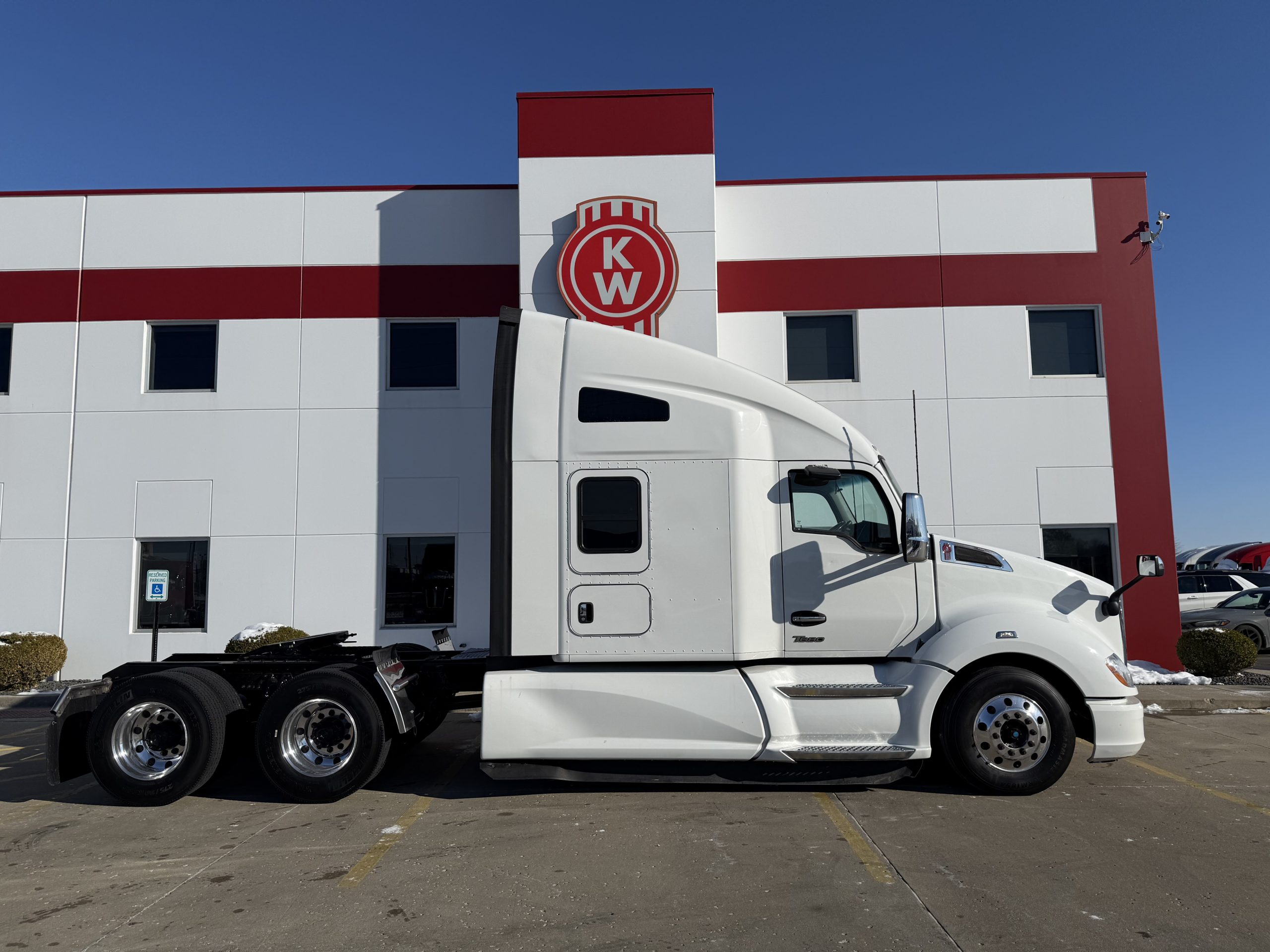 2022 KENWORTH T680 2022 KENWORTH T680 - image 4 of 6