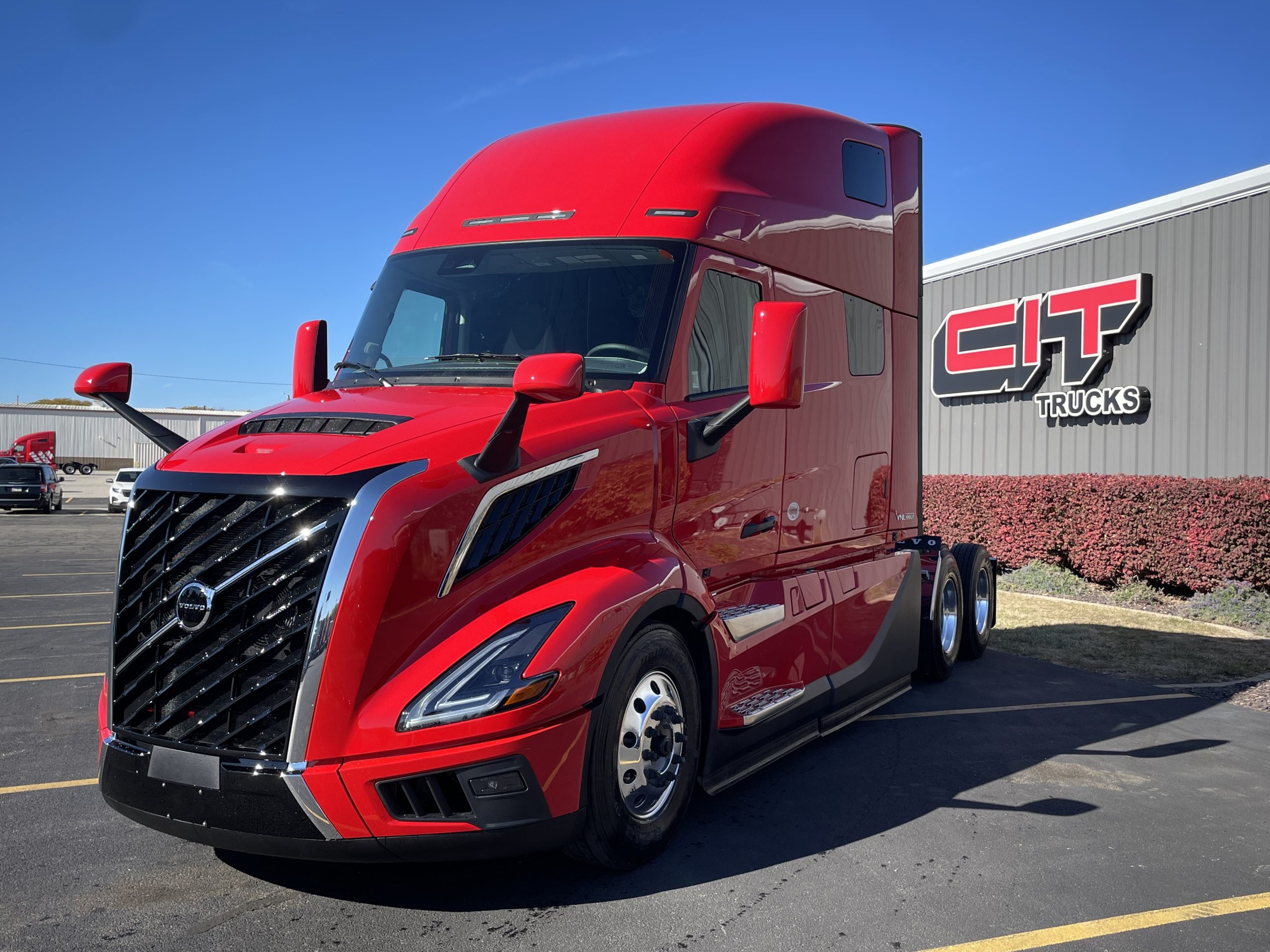2026 VOLVO VNL860 2026 VOLVO VNL860 - image 1 of 6
