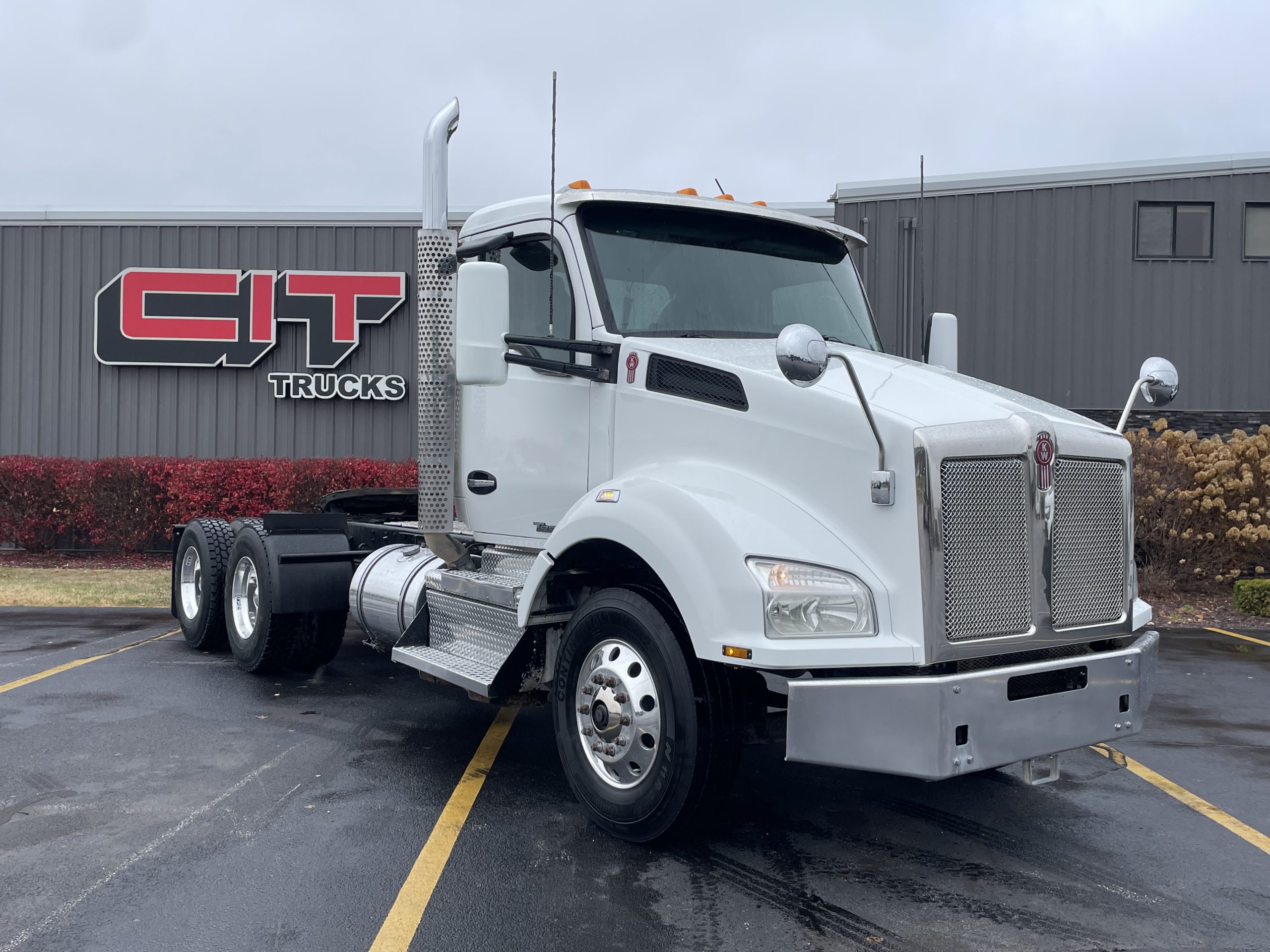 2020 KENWORTH T880 2020 KENWORTH T880 - image 3 of 6