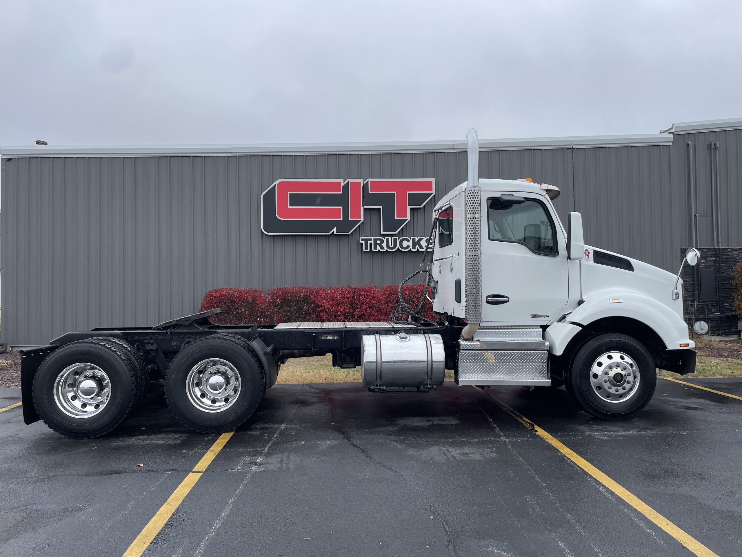 2020 KENWORTH T880 2020 KENWORTH T880 - image 4 of 6