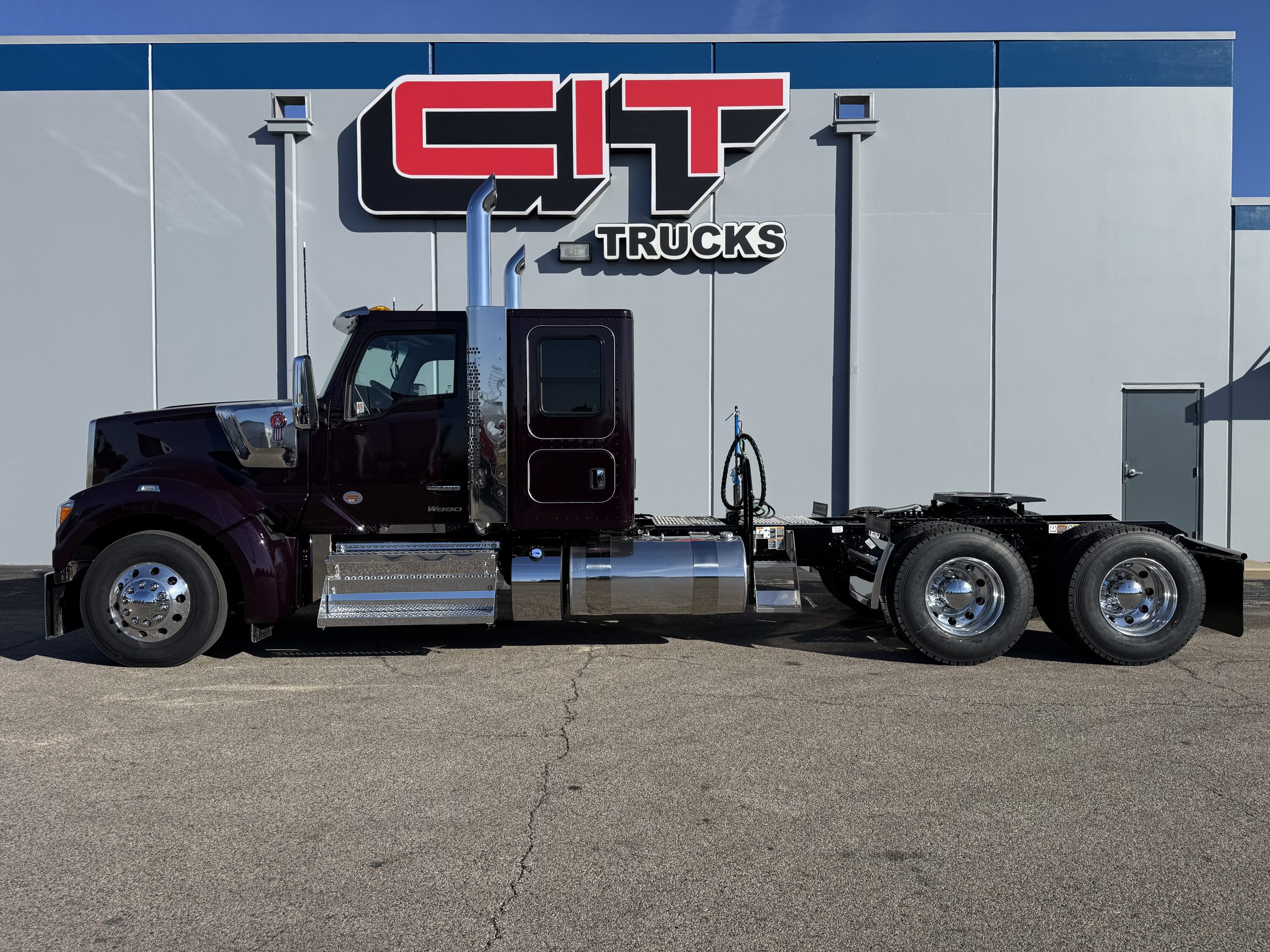 2026 KENWORTH W990 - image 6 of 6