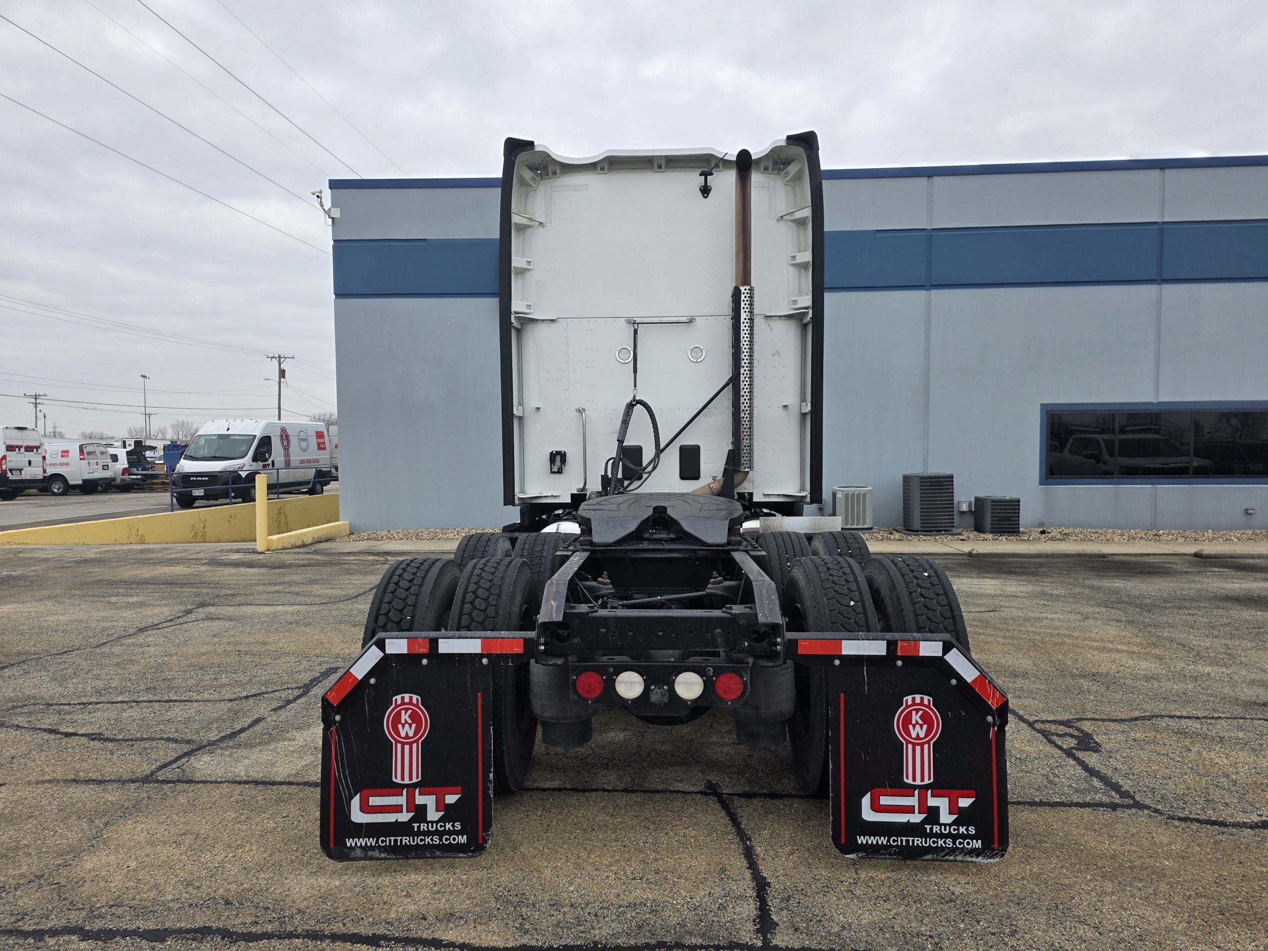 2023 KENWORTH T680 2023 KENWORTH T680 - image 5 of 6