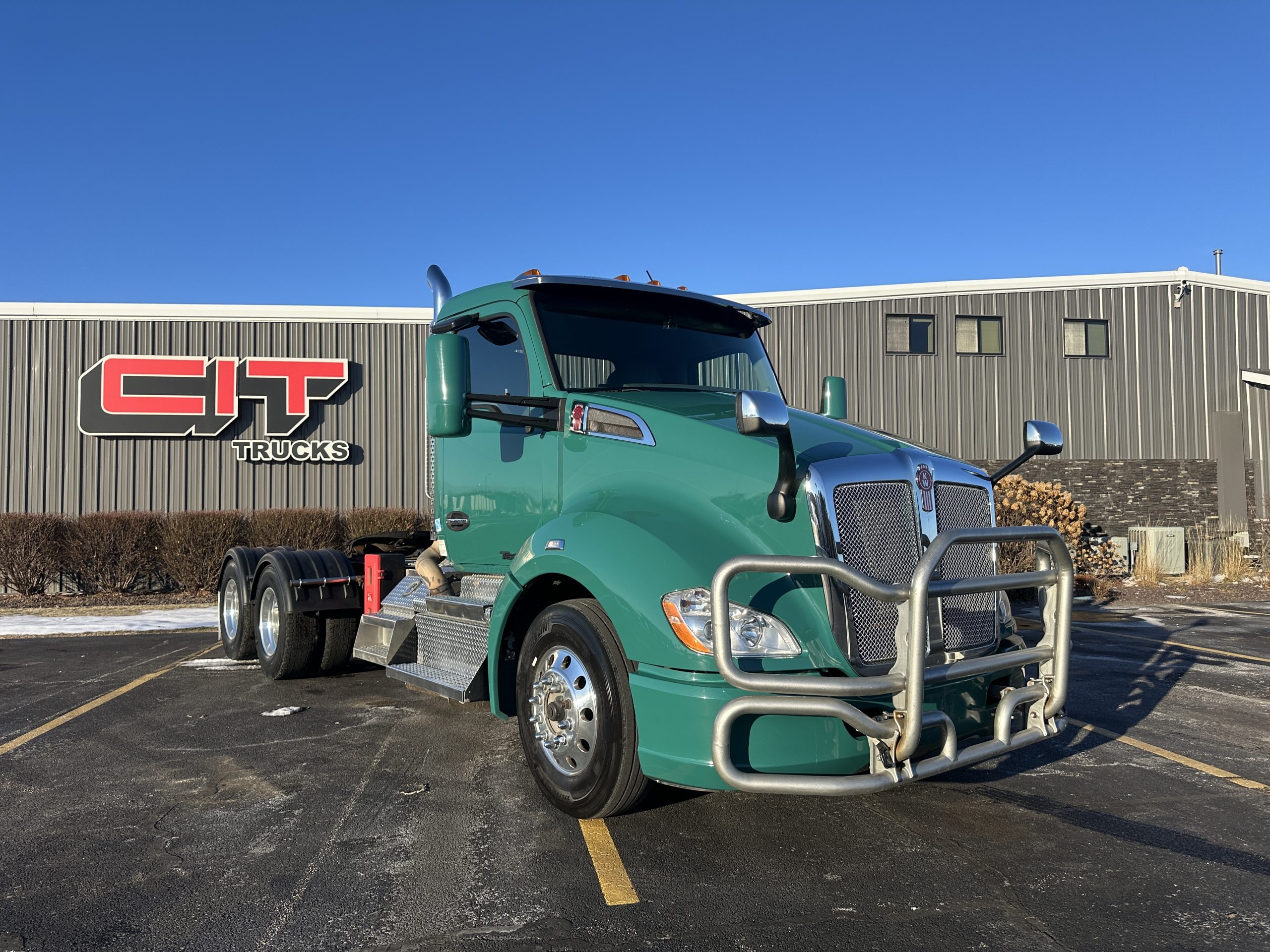 2019 KENWORTH T680 2019 KENWORTH T680 - image 3 of 6