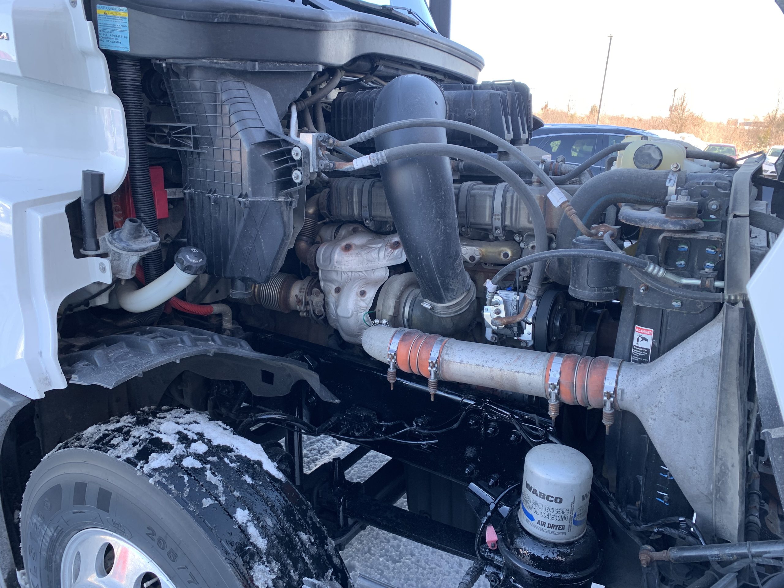 2019 FREIGHTLINER CASCADIA 2019 FREIGHTLINER CASCADIA - image 5 of 6