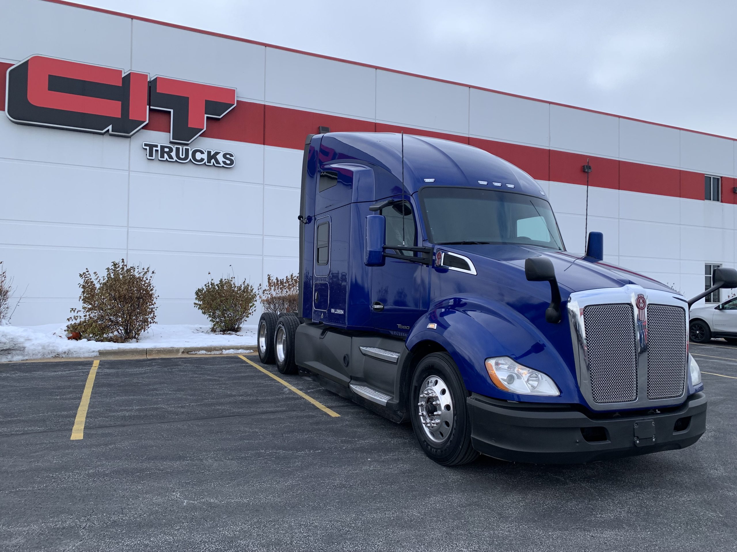 2020 KENWORTH T680 2020 KENWORTH T680 - image 3 of 6