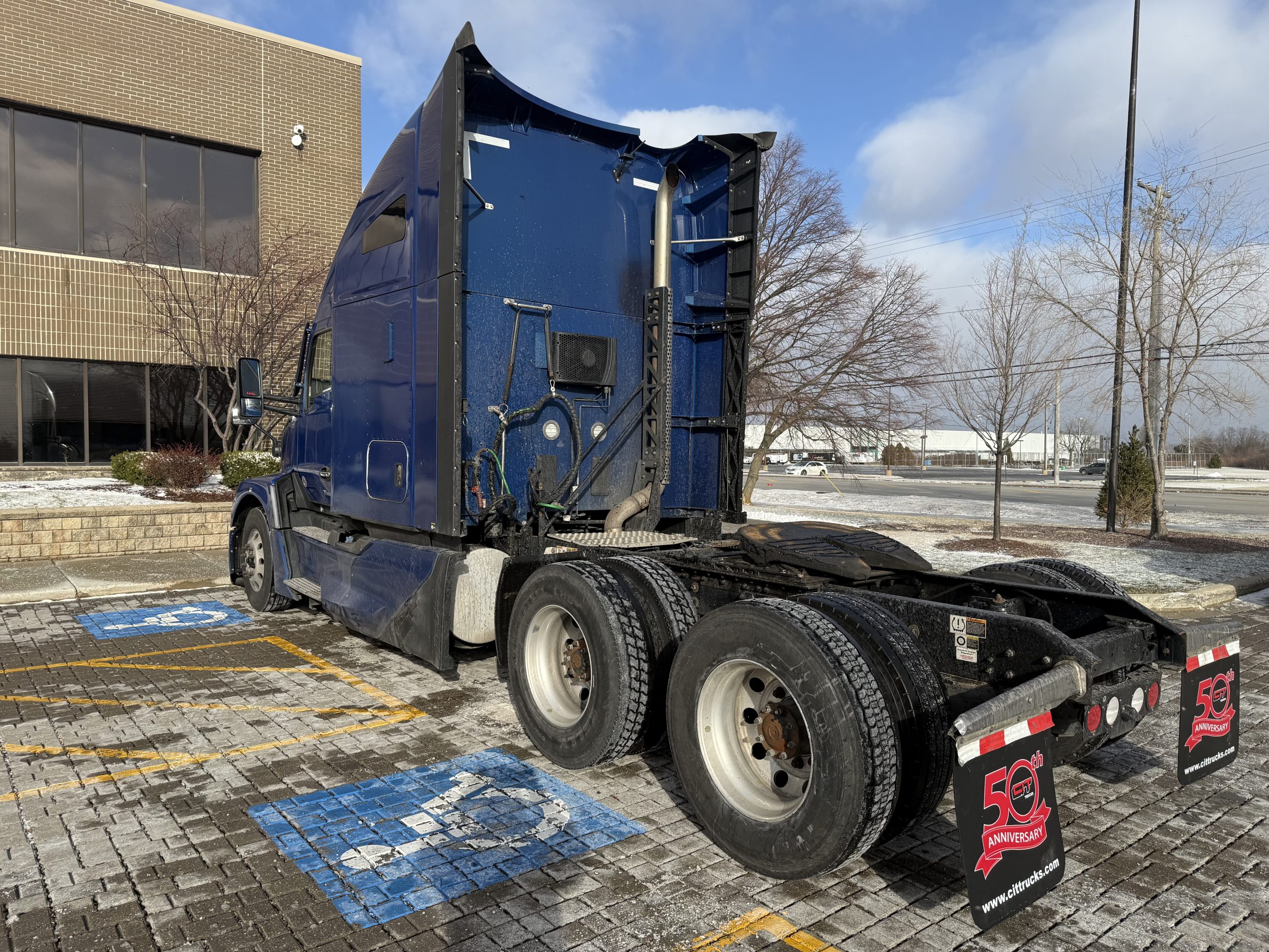 2021 KENWORTH T680 - image 6 of 6