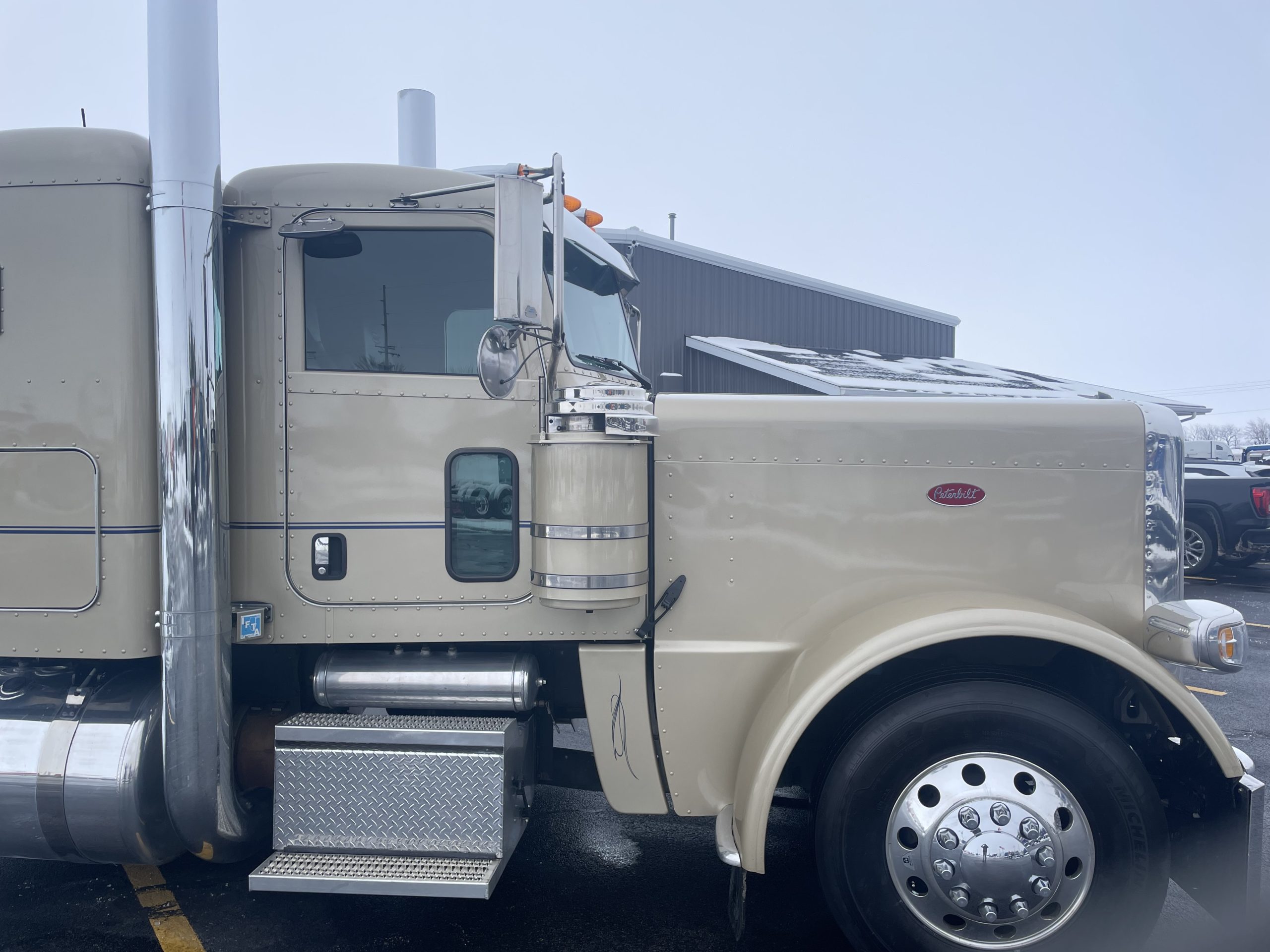 2024 PETERBILT 389 - image 6 of 6