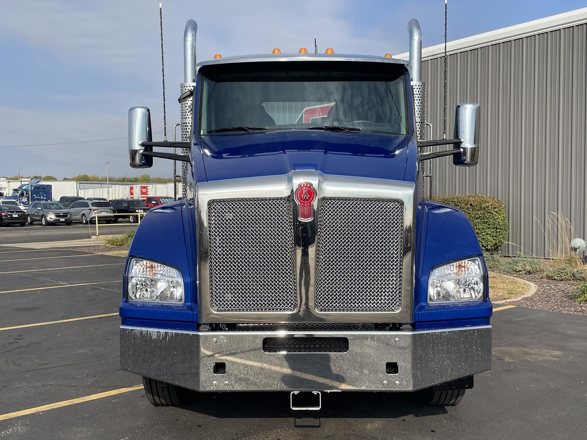 2026 Kenworth T880 - image 2
