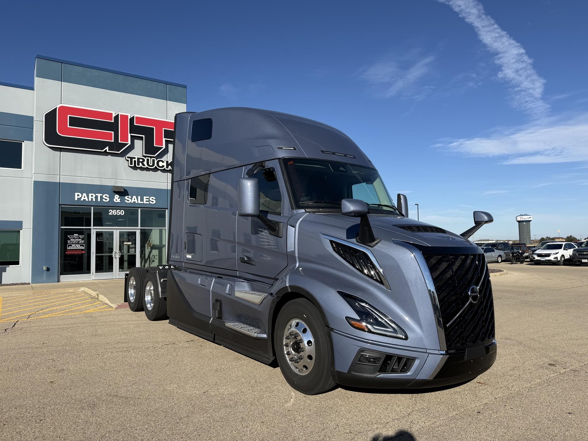 2026 VOLVO VNL64T860 - image 3 of 6