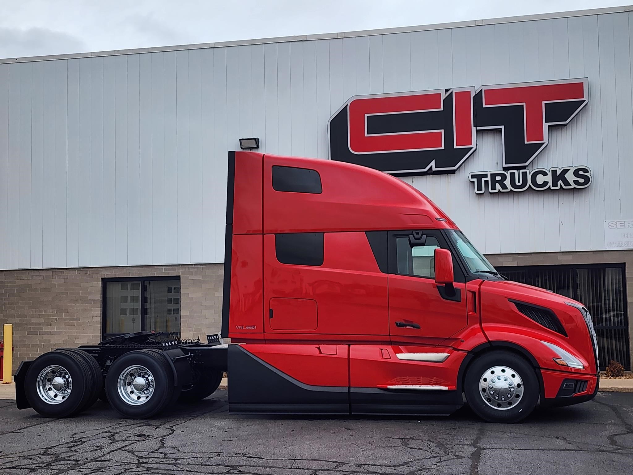 2026 VOLVO VNL64T860 - image 4 of 6