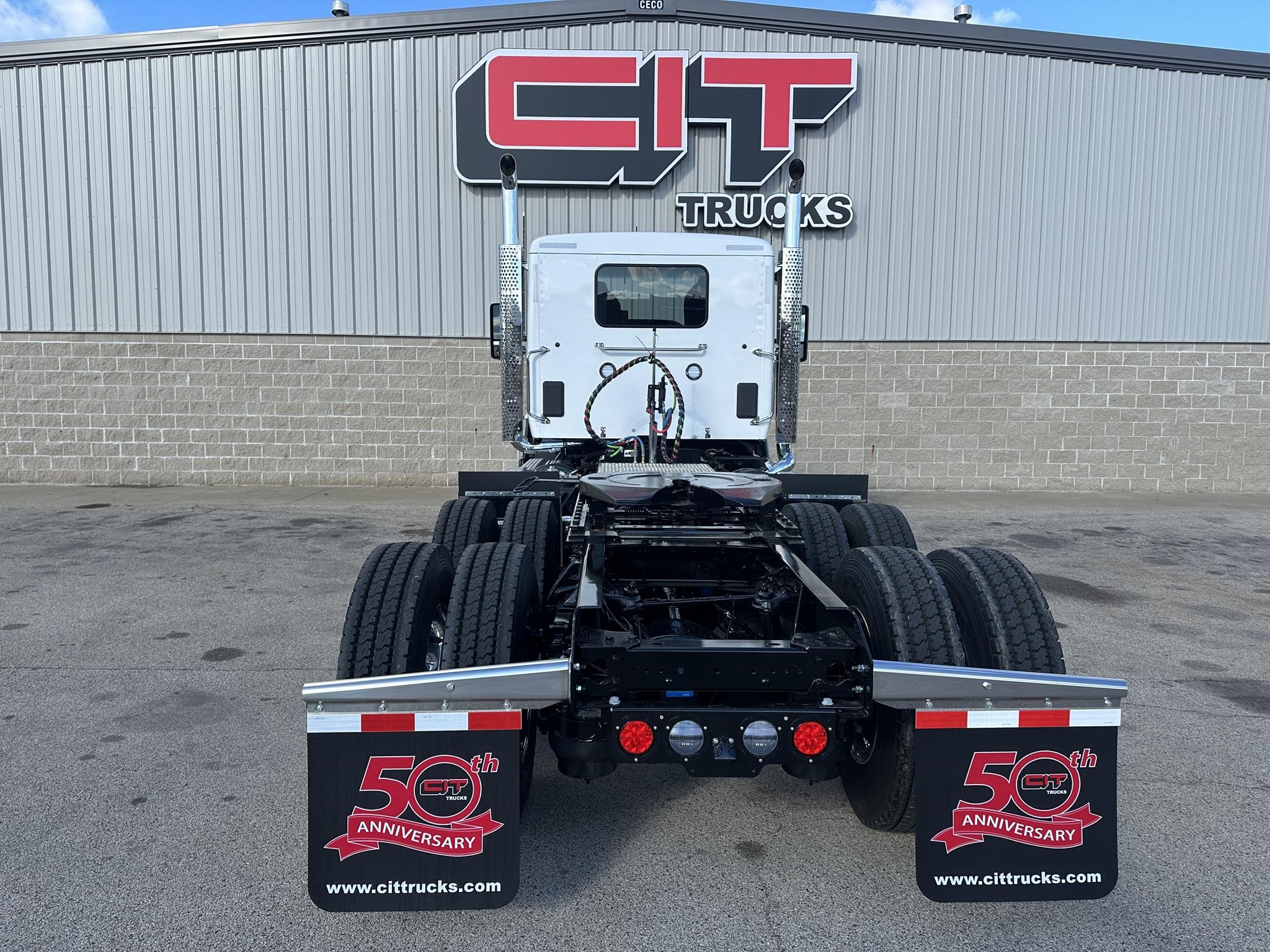 2026 KENWORTH T680 - image 6 of 6