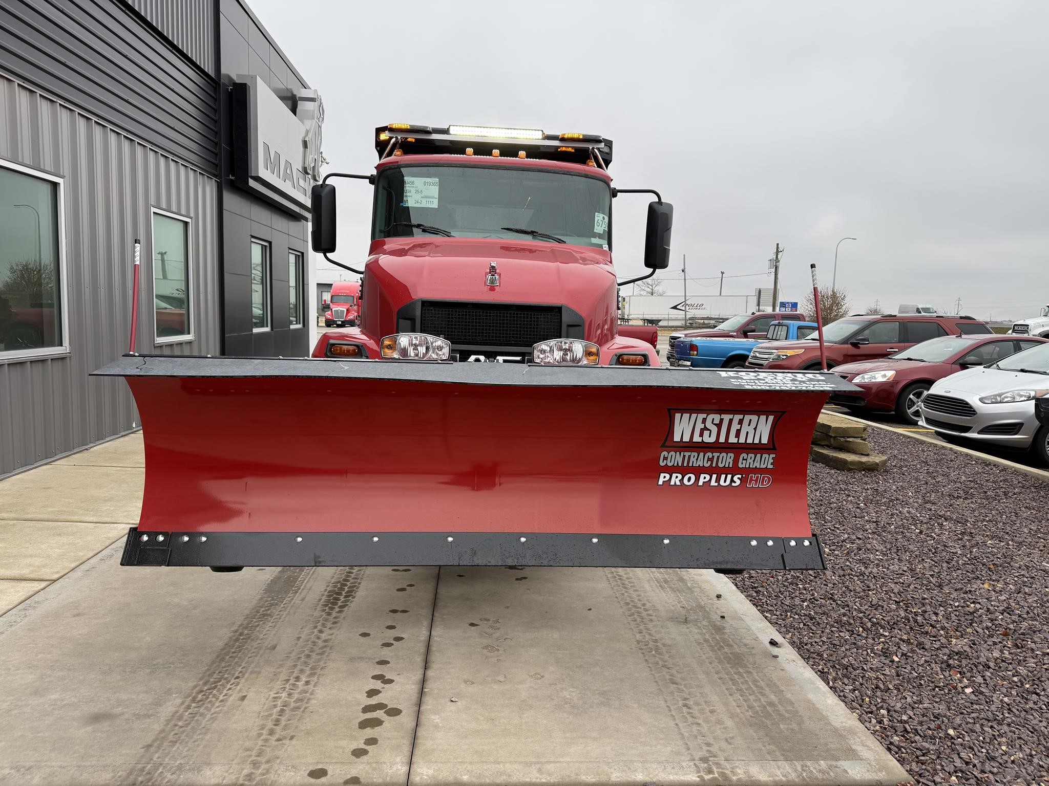 2026 MACK MD6 - image 2 of 6