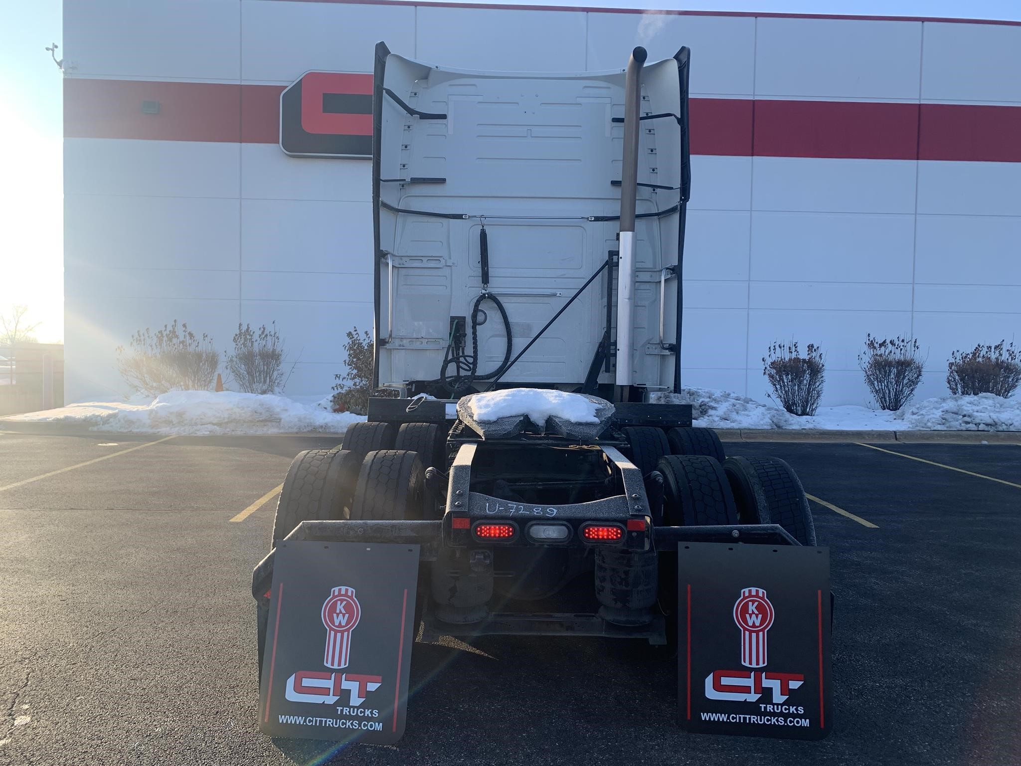 2022 VOLVO VNL64T760 - image 6 of 6