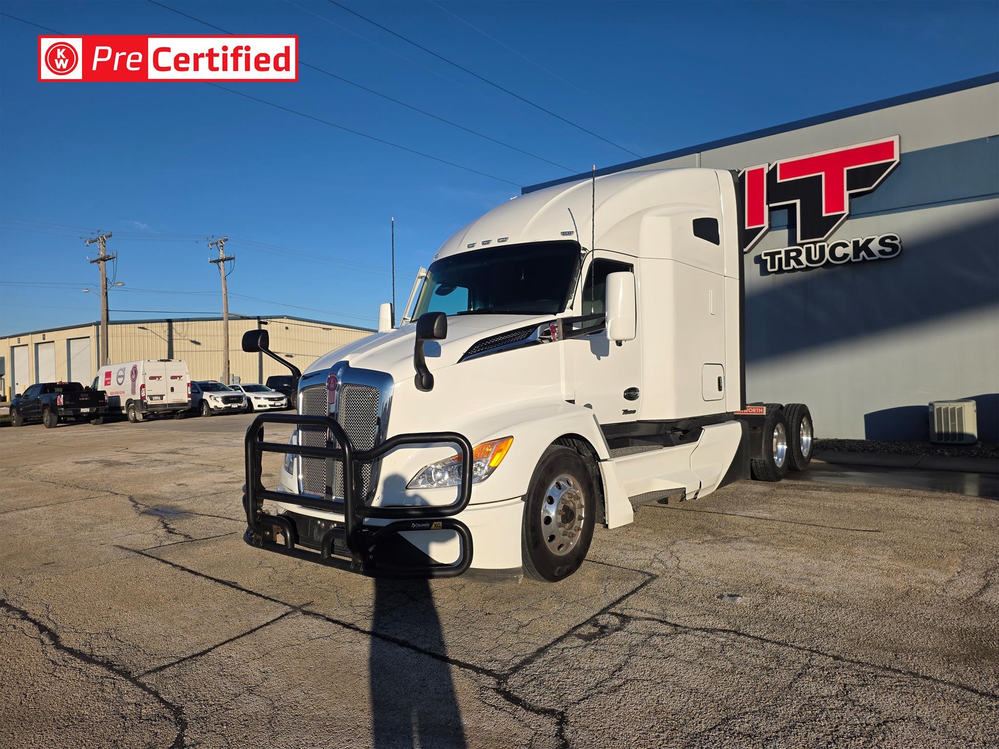 2023 KENWORTH T680 - image 1 of 6