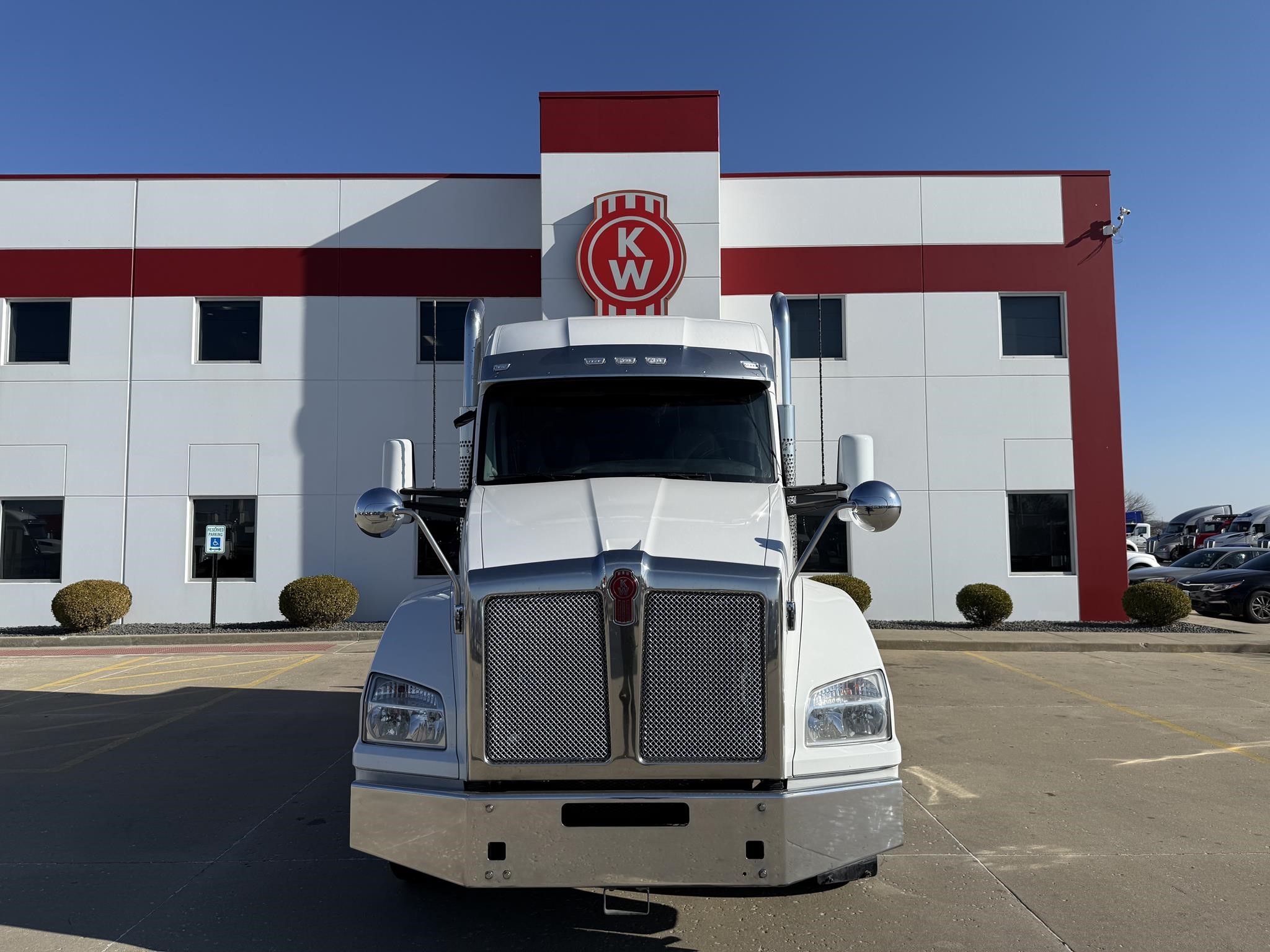2021 KENWORTH T880 - image 4 of 6