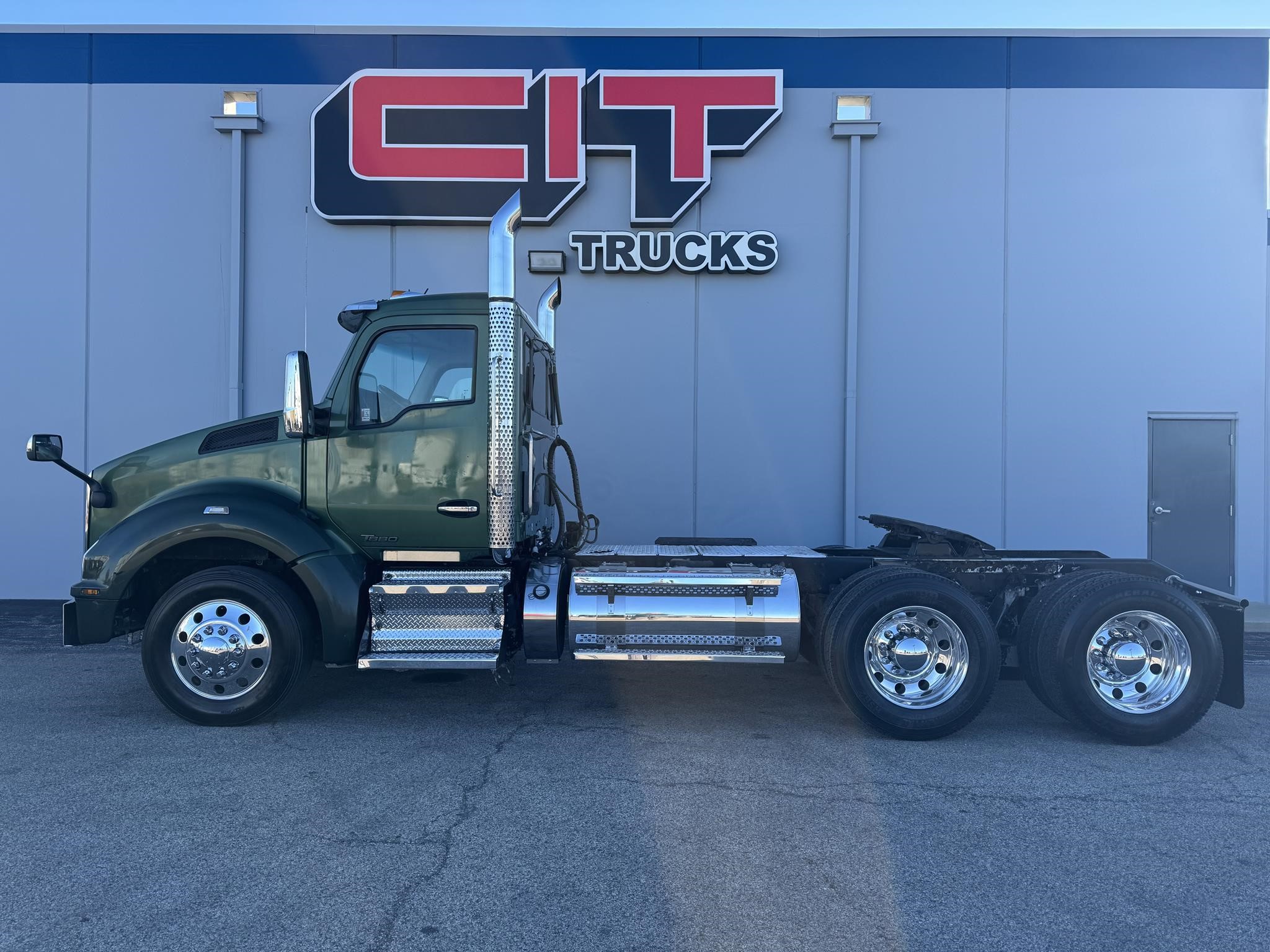 2019 KENWORTH T880 - image 4 of 6
