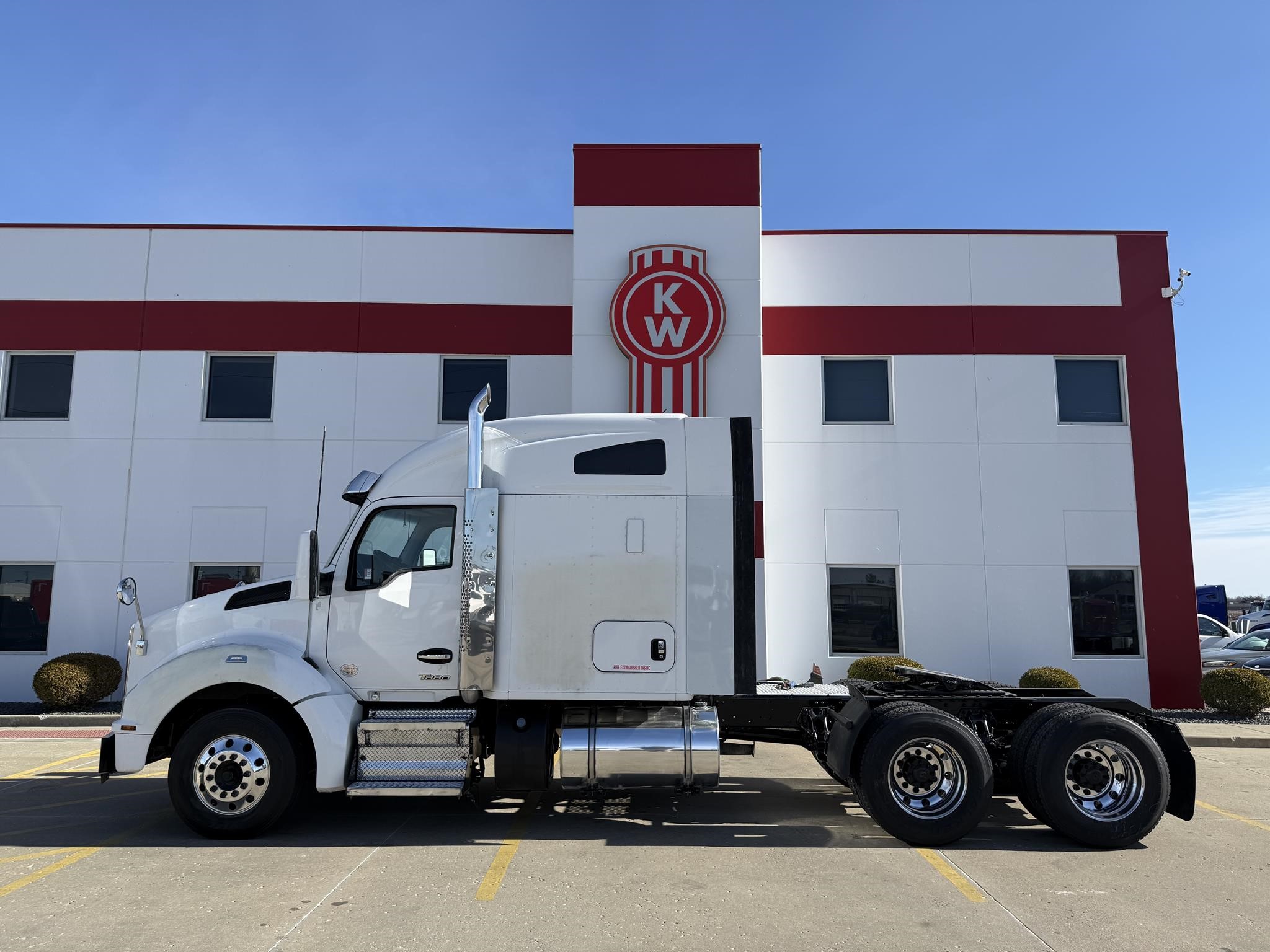 2022 KENWORTH T880 - image 5 of 6