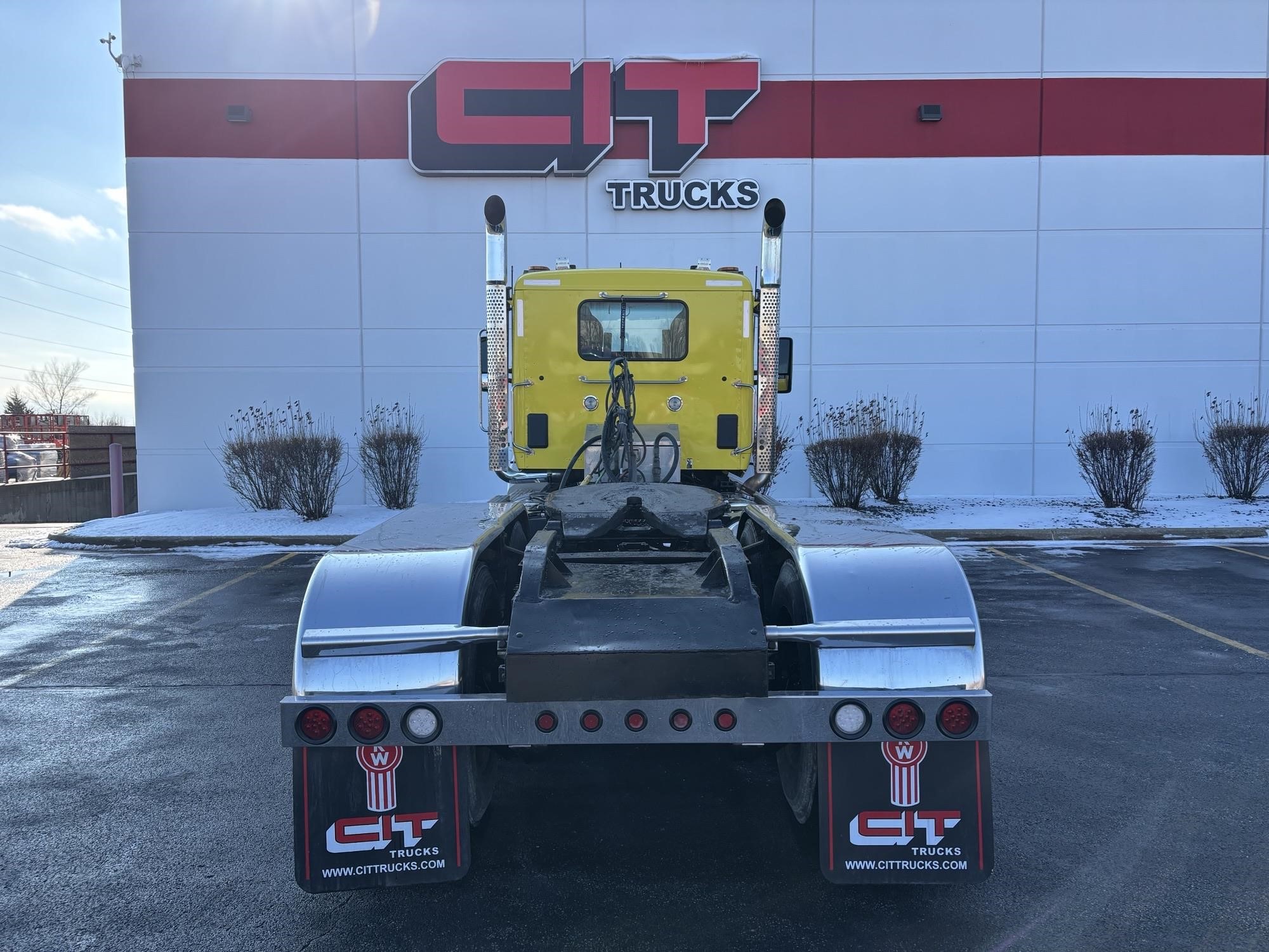 2022 KENWORTH T880 - image 5 of 6