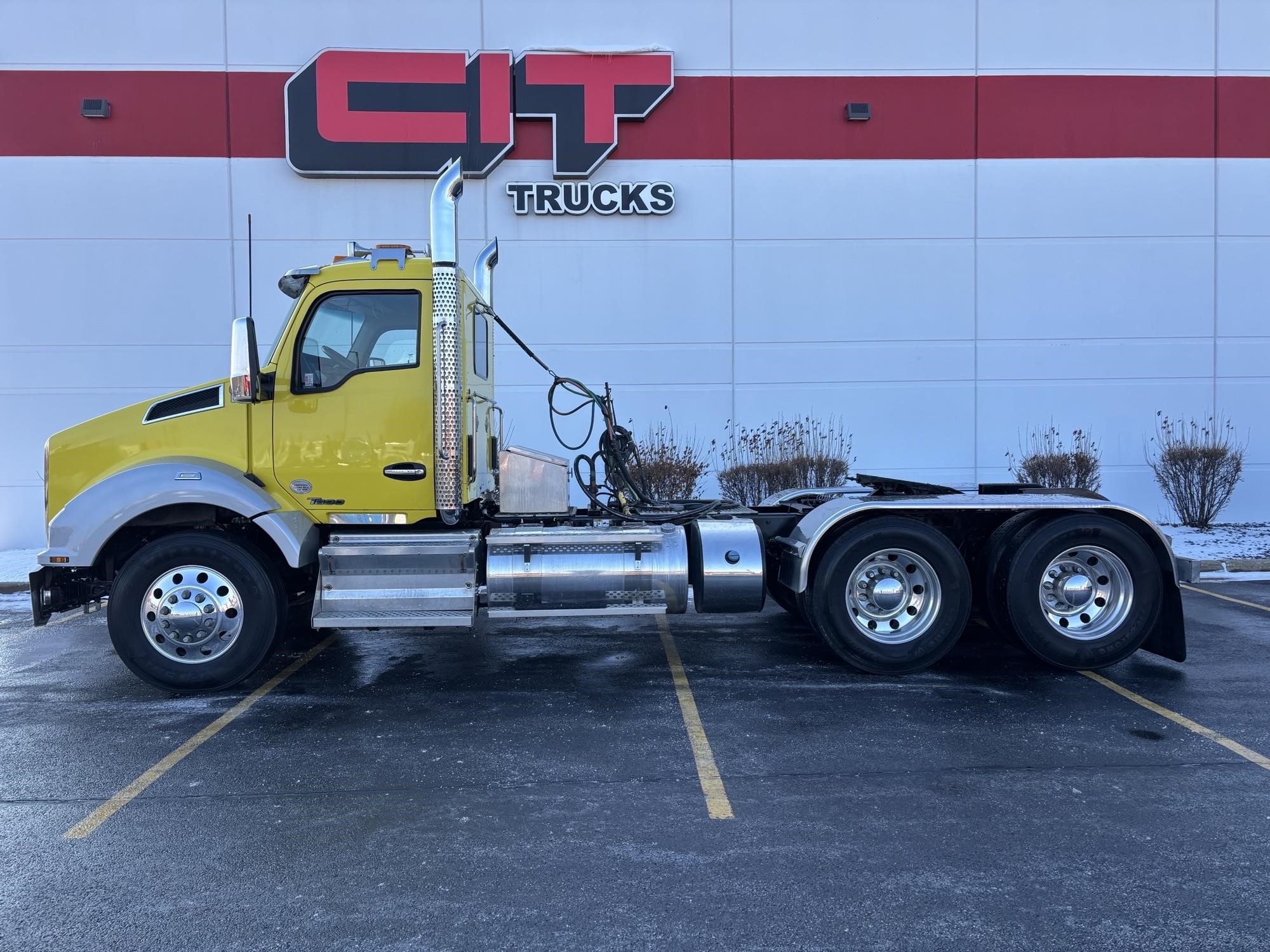 2022 KENWORTH T880 - image 6 of 6