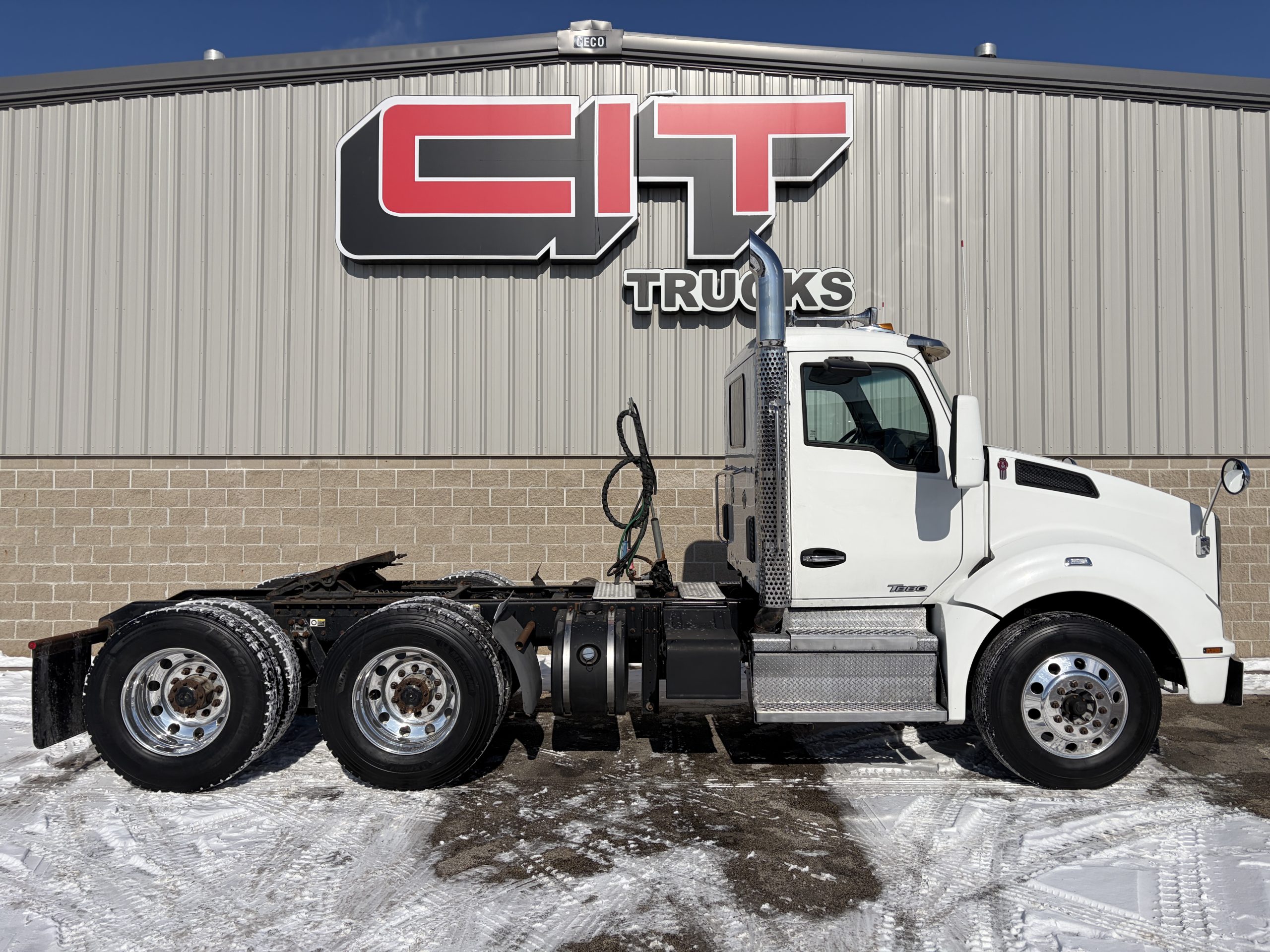 2018 KENWORTH T880 - image 4 of 6