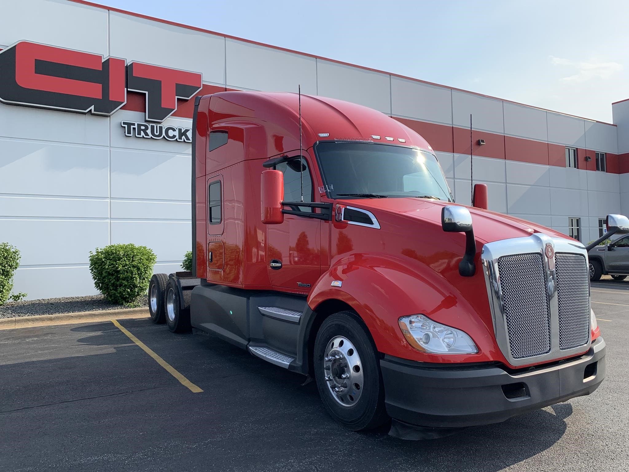 2021 Kenworth T680 - image 3